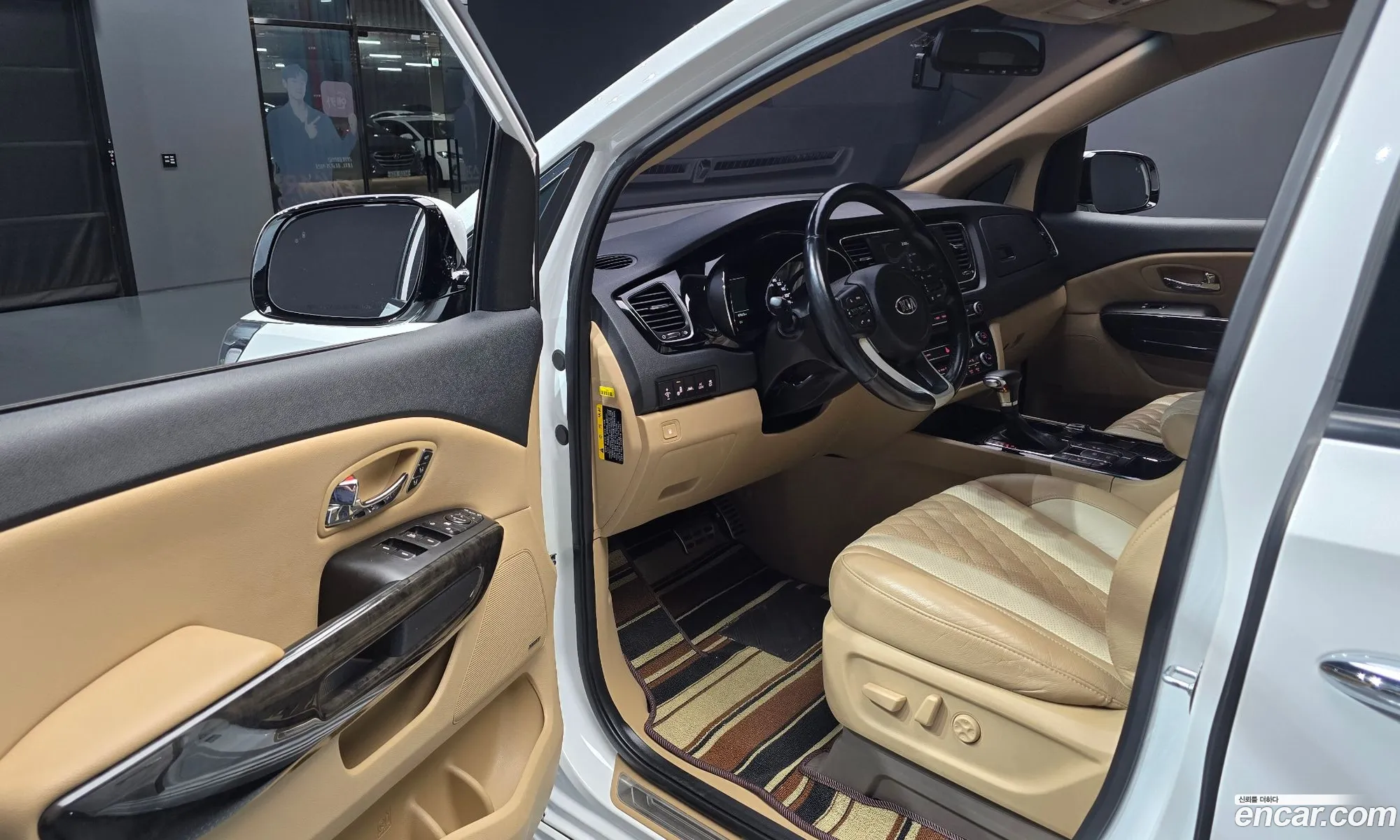 Kia Carnival 2018 — 15