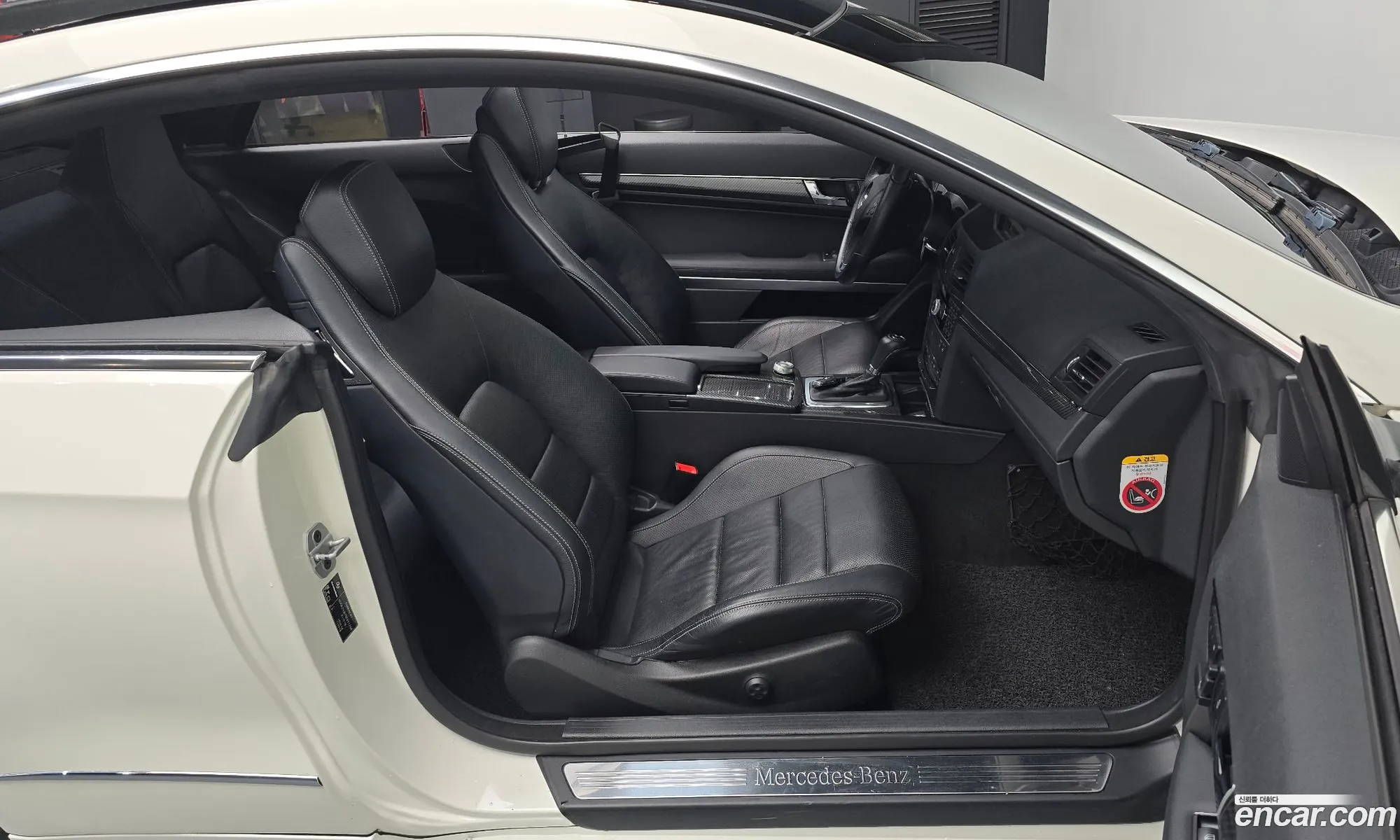 Mercedes-Benz E-Class W212 2010 WDDKJ5GB7BF091204 — 4