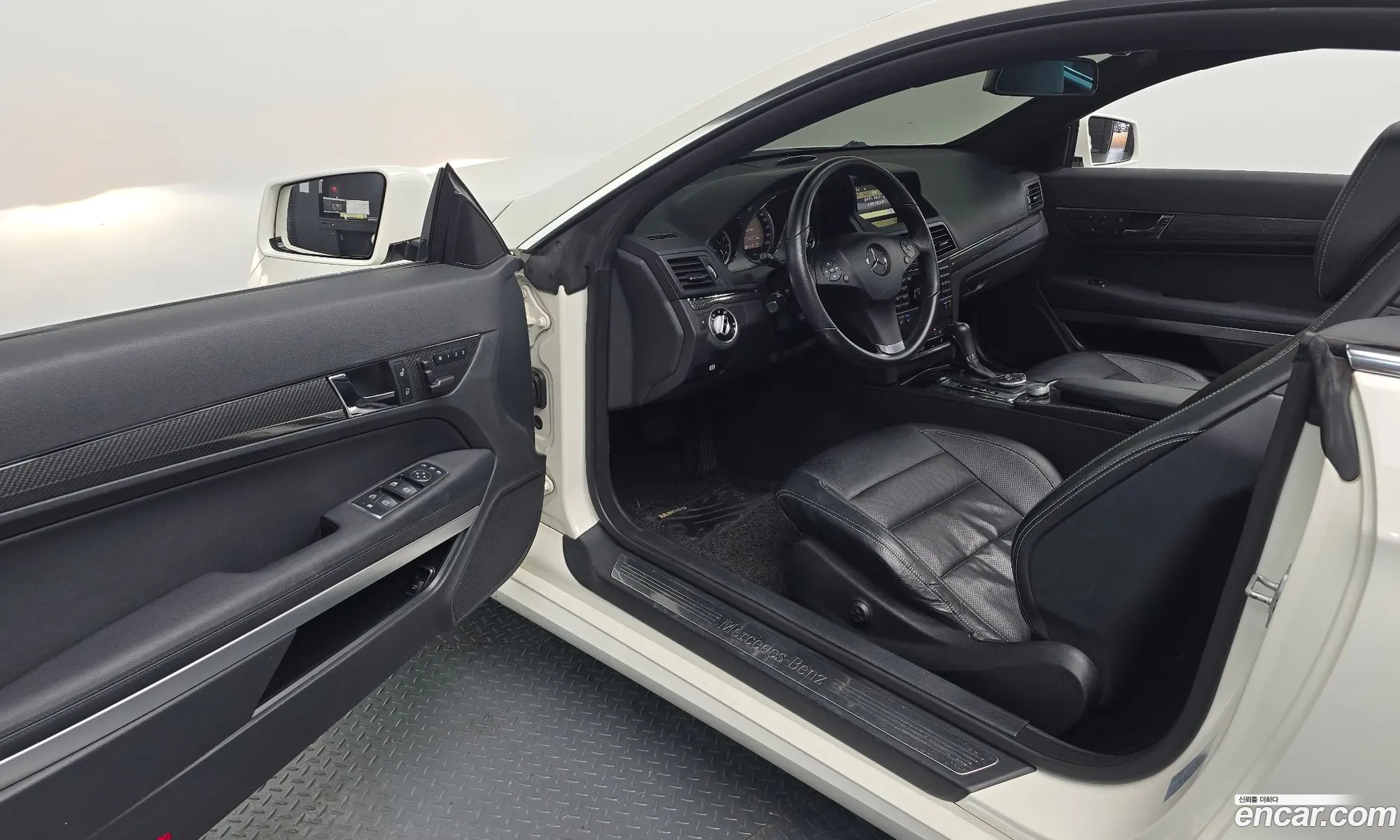 Mercedes-Benz E-Class W212 2010 WDDKJ5GB7BF091204 — 12