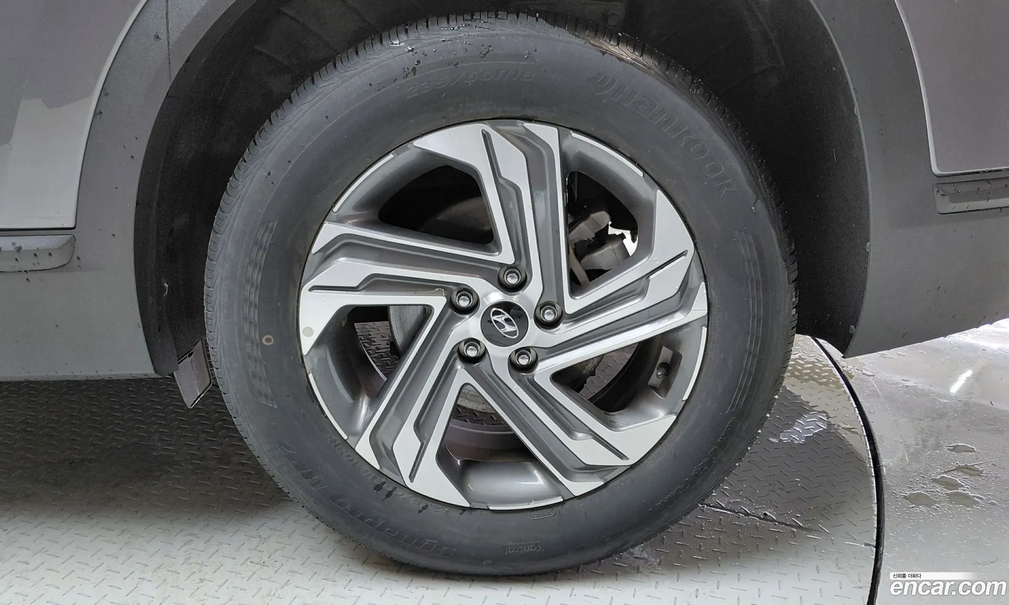 Hyundai Santa Fe 2023 — 25