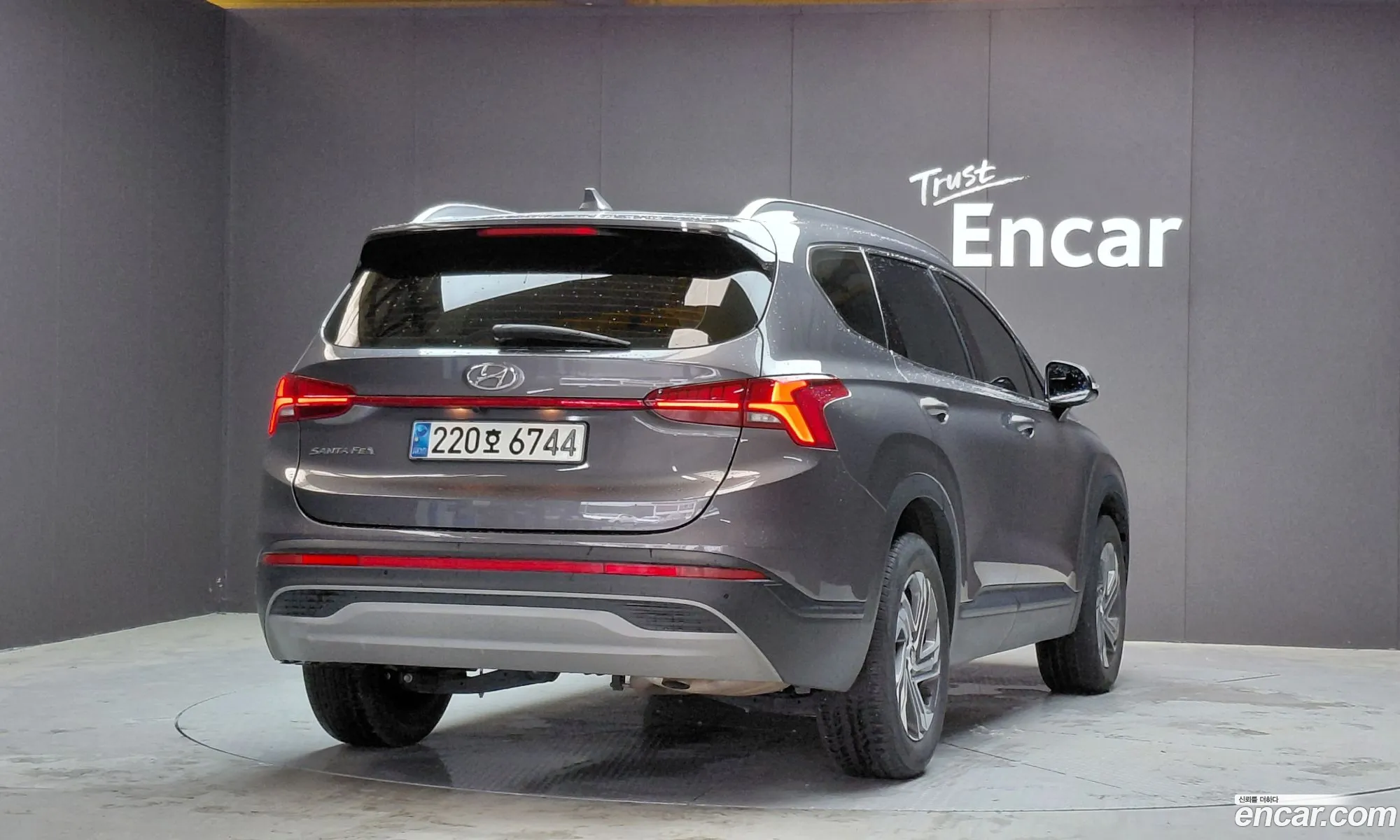 Hyundai Santa Fe 2023 — 18
