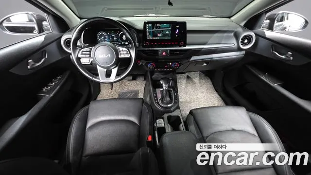 Kia K3 2022 — 4
