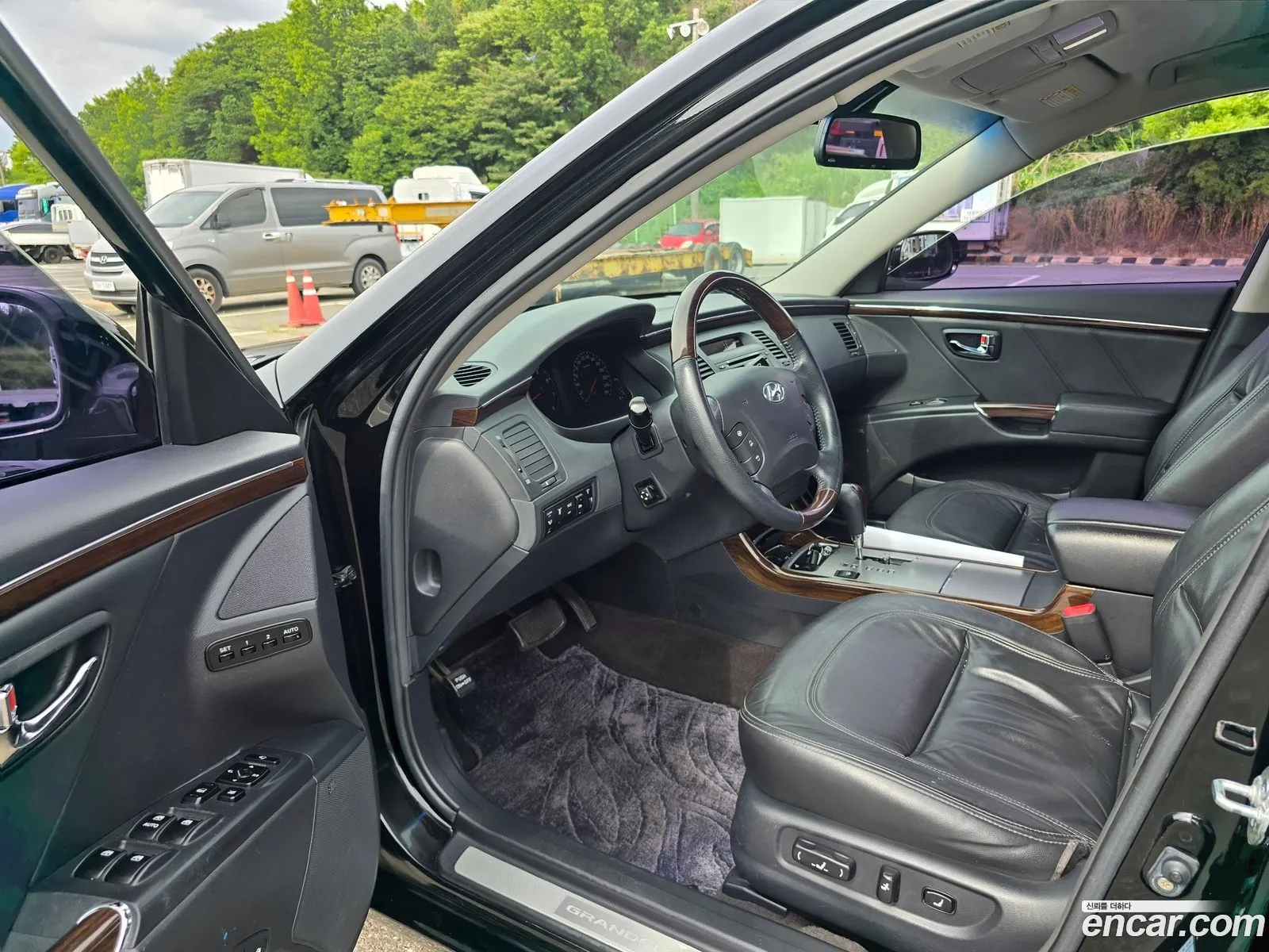 Hyundai Grandeur New Luxury 2009 — 9