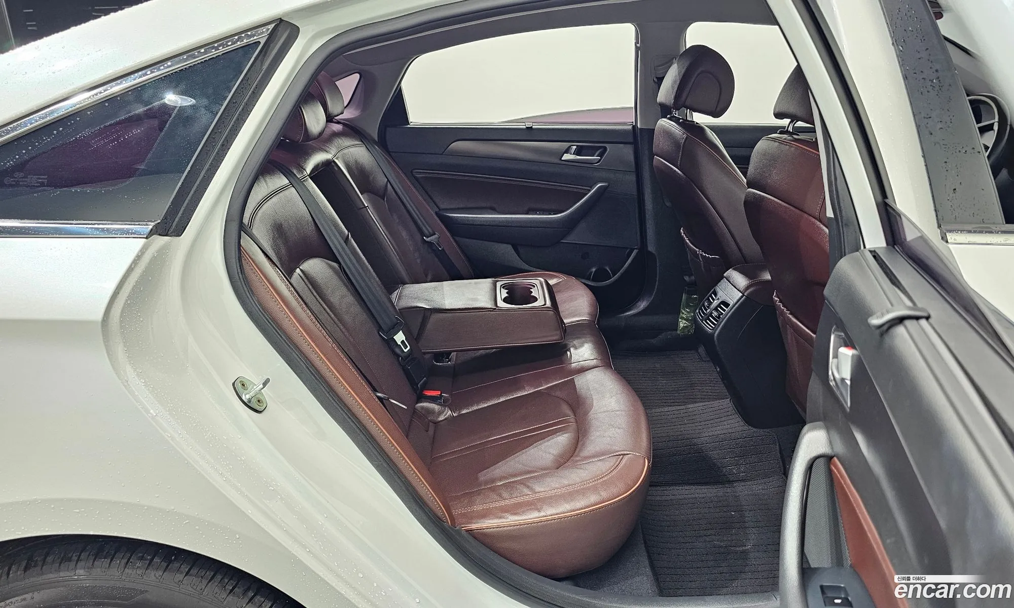 Hyundai LF Sonata 2017 — 30