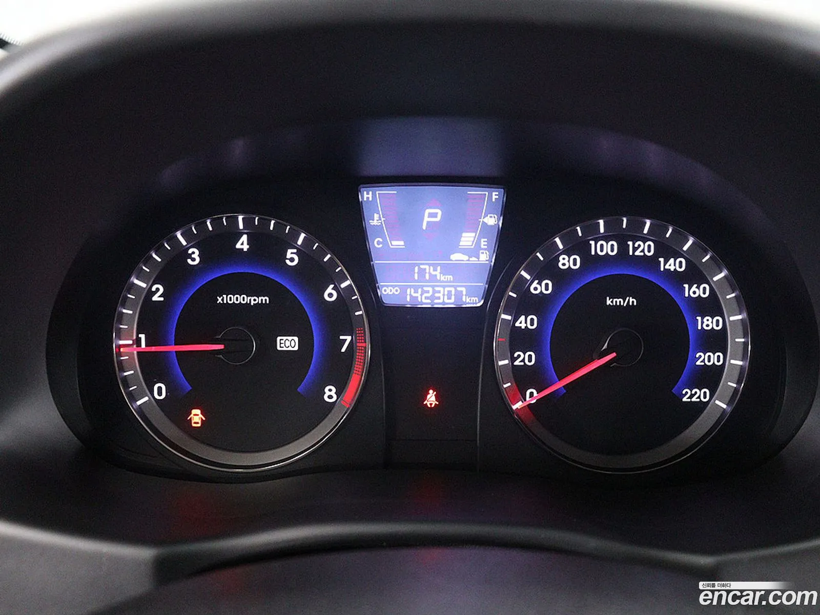 Hyundai Accent 2014 — 10