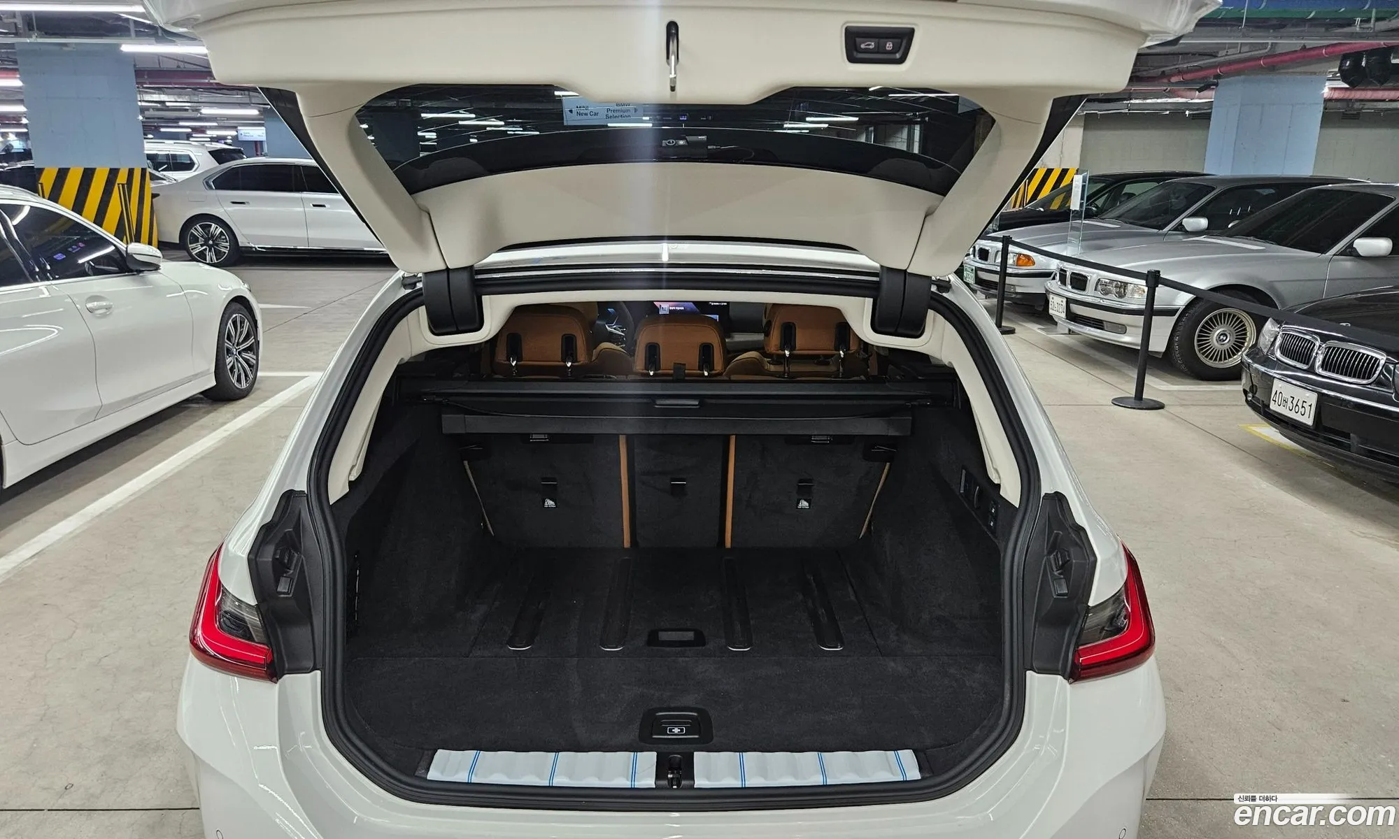 BMW 3 Series 2025 — 19
