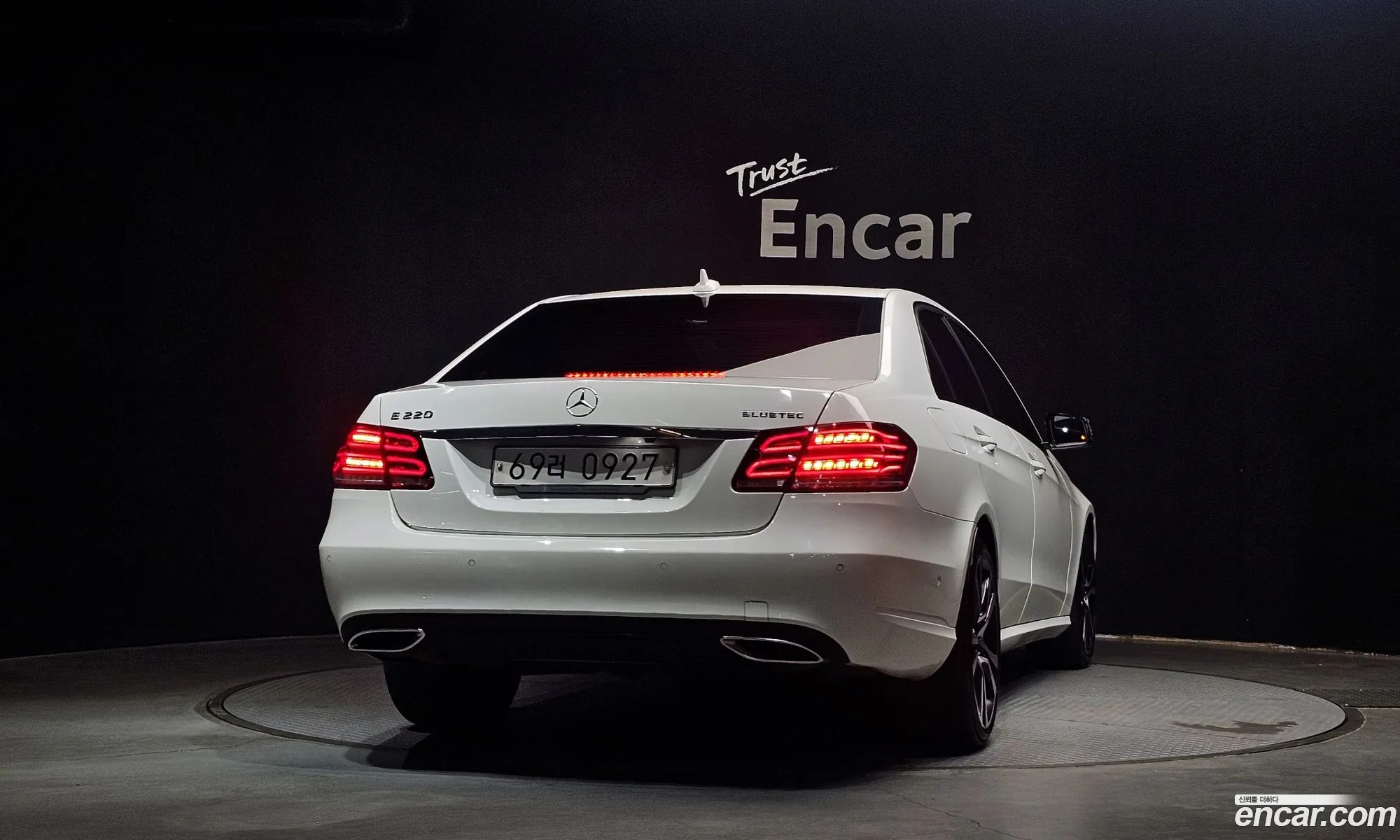 Mercedes-Benz E-Class W212 2015 WDDHF0AB7GB291599 — 3