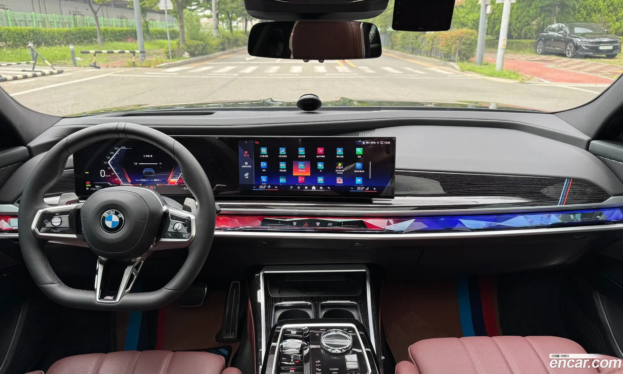 BMW 7 Series 2025 — 16