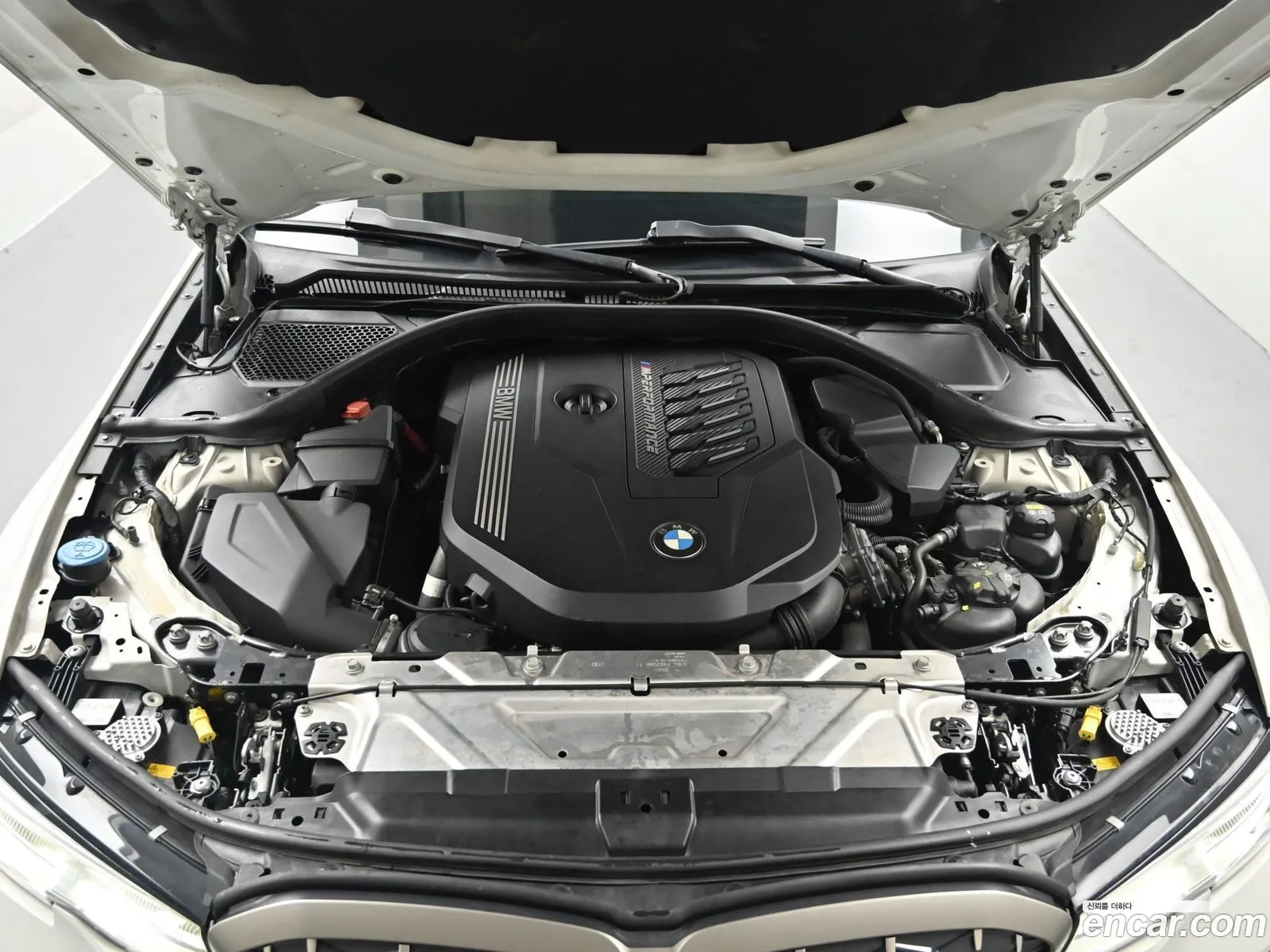 BMW 3 Series 2020 — 19