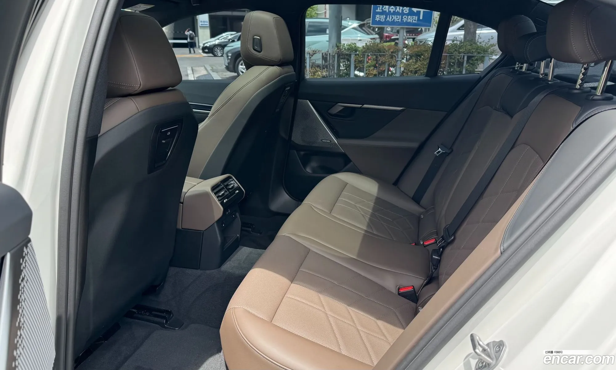 BMW 5 Series 2025 — 3