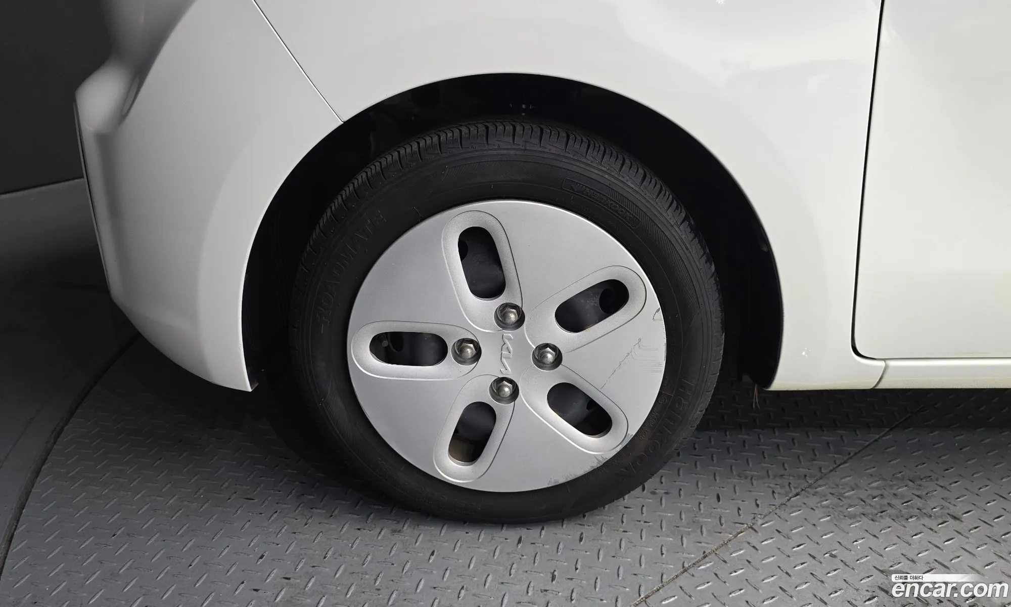 Kia Ray 2022 KNACF911BNT295056 — 16