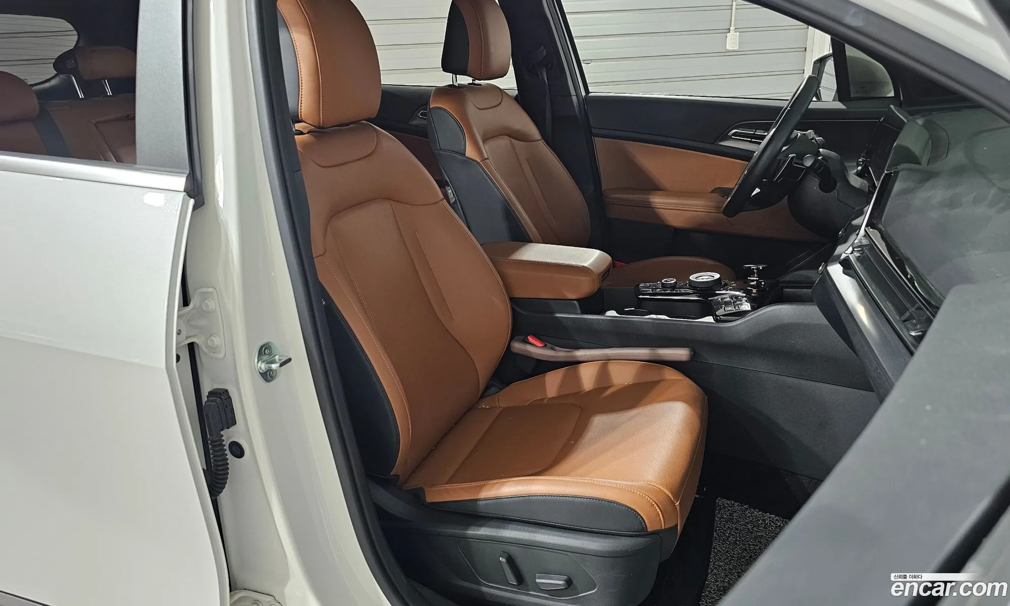 Kia Sportage Hybrid 2023 — 11