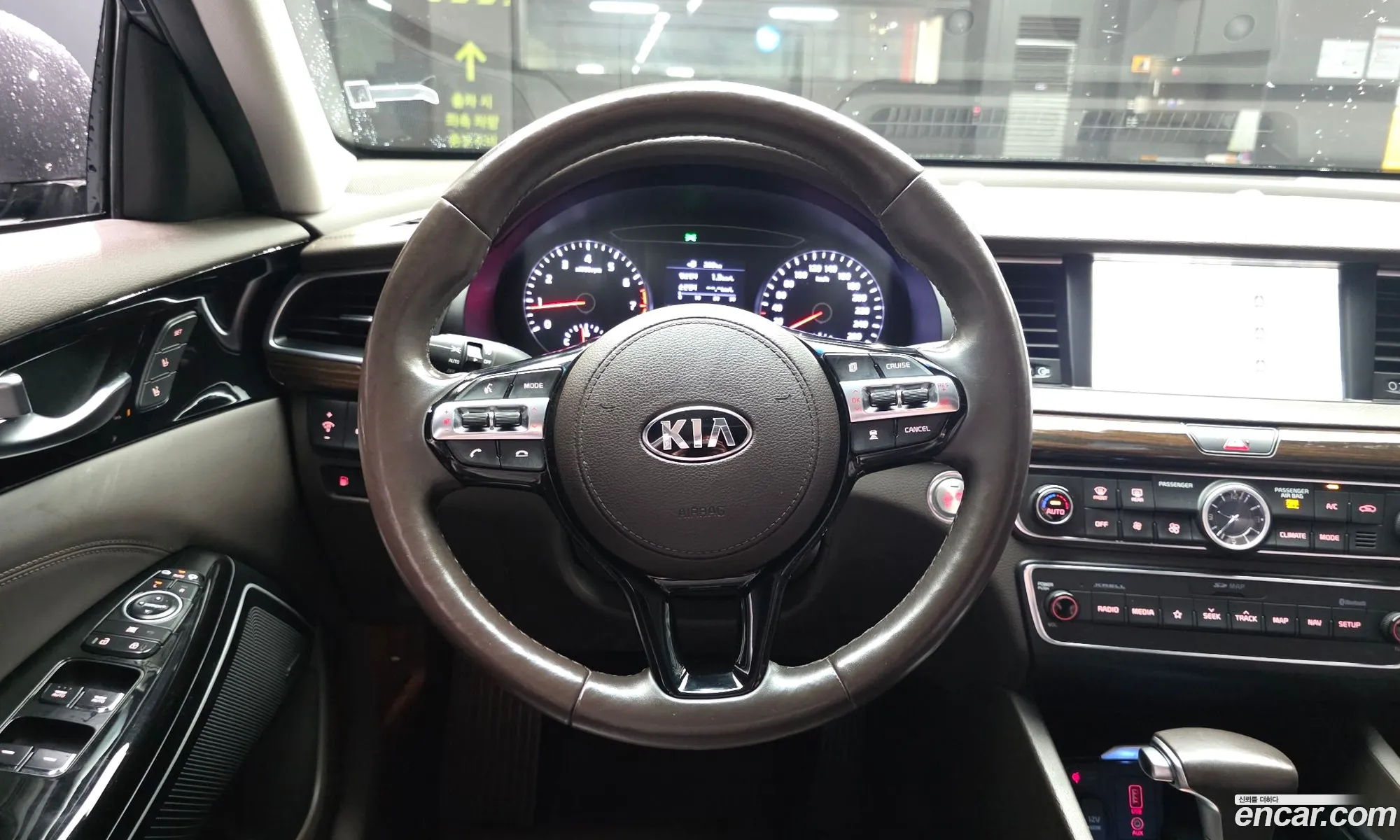 Kia K7 2019 — 6
