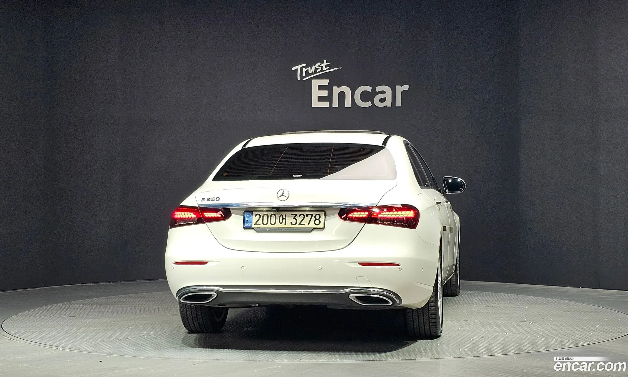 Mercedes-Benz E-Class W213 2021 — 31