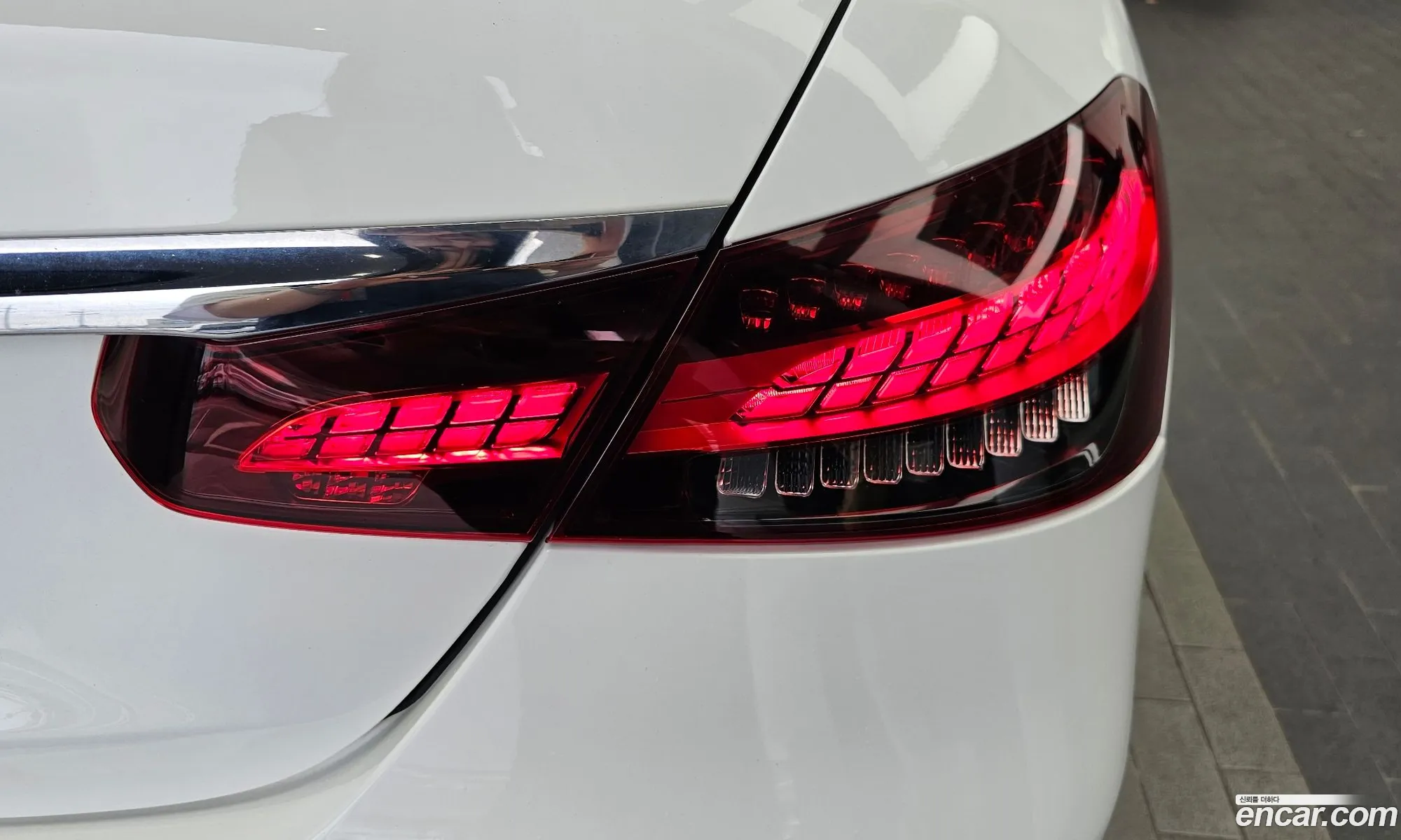 Mercedes-Benz E-Class W213 2021 — 28