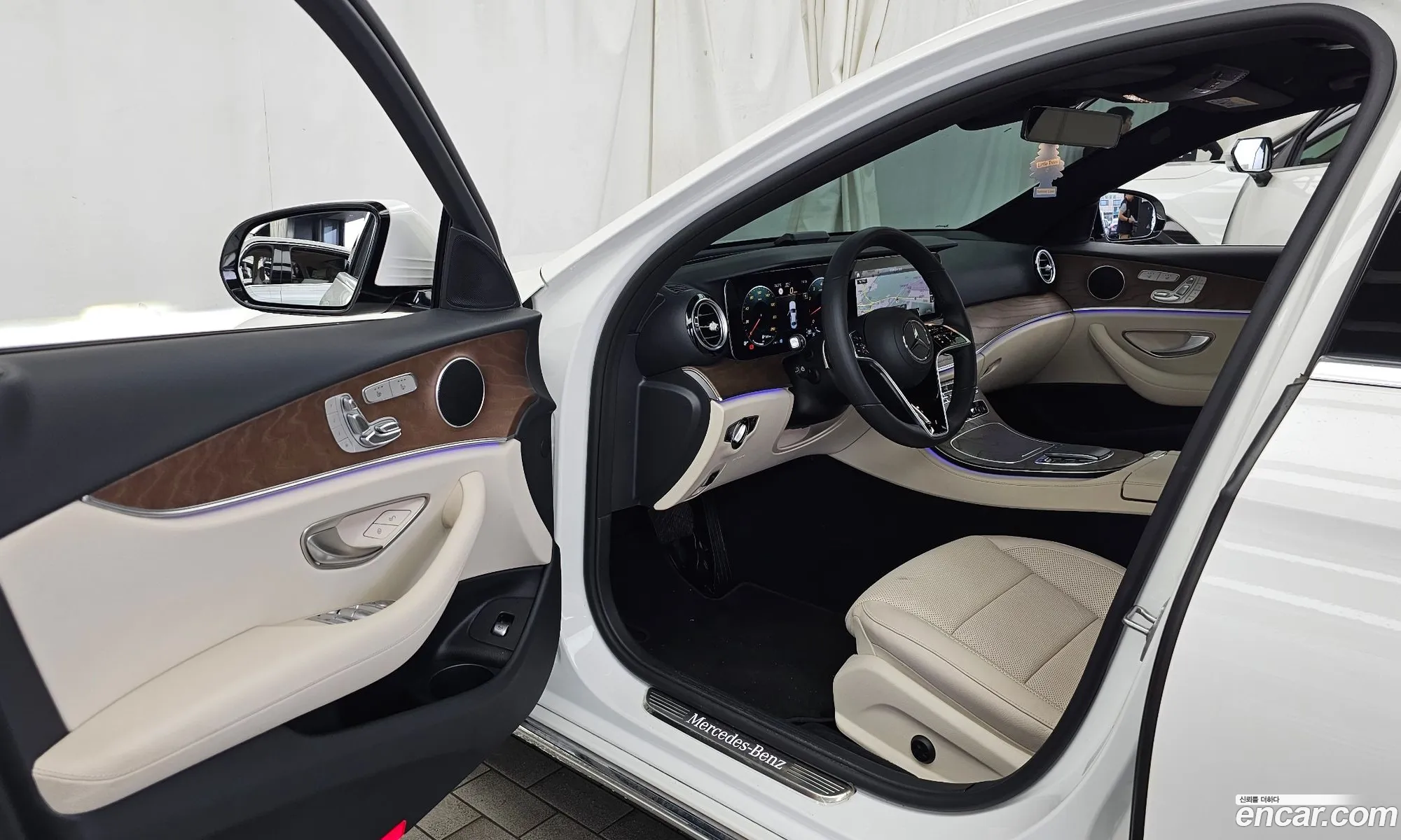 Mercedes-Benz E-Class W213 2021 — 21