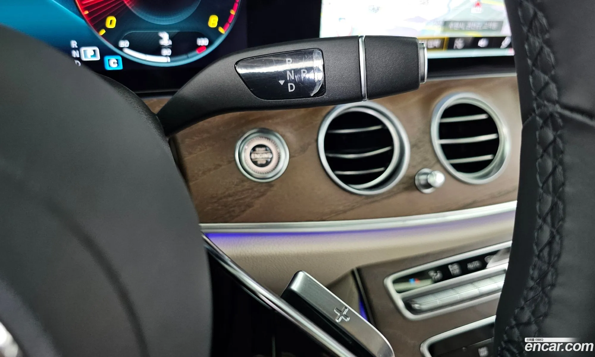 Mercedes-Benz E-Class W213 2021 — 24