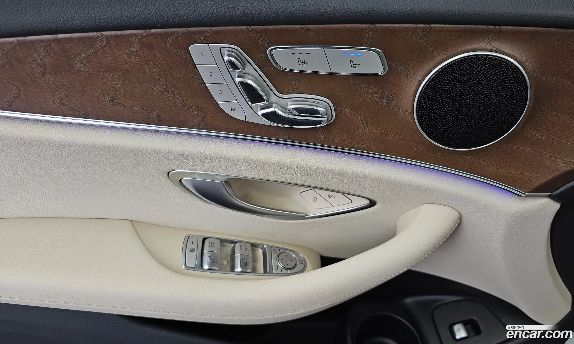 Mercedes-Benz E-Class W213 2021 — 19