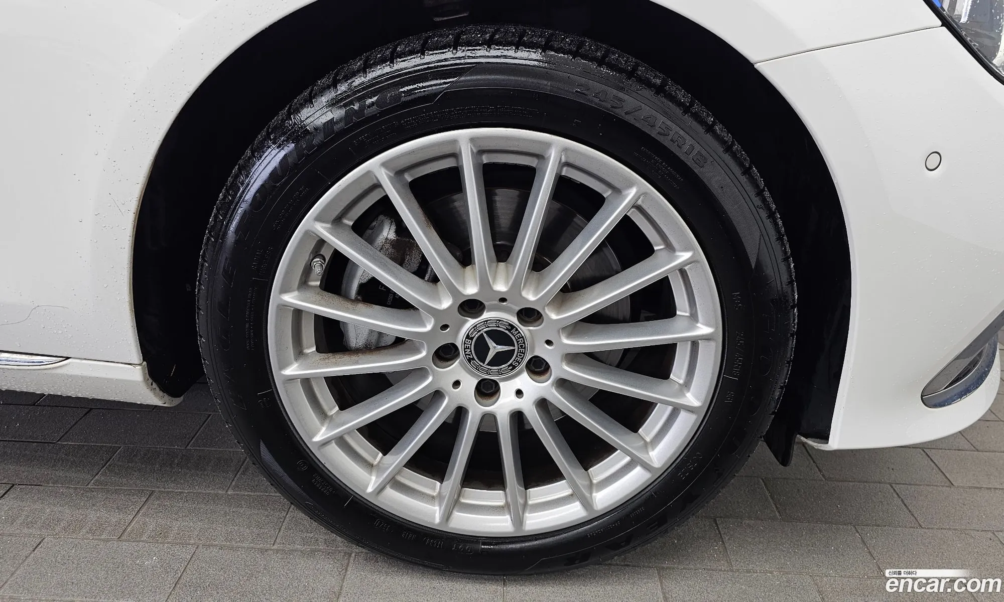 Mercedes-Benz E-Class W213 2021 — 29