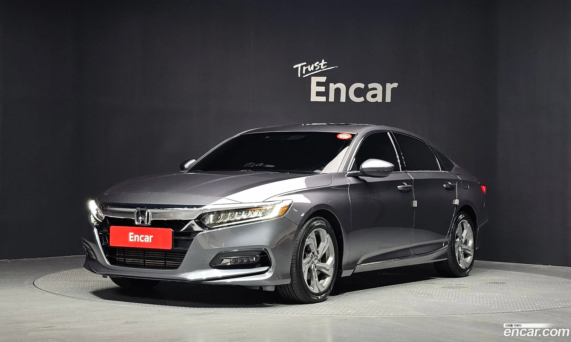 Honda Accord 10th Gen 2018 — 18