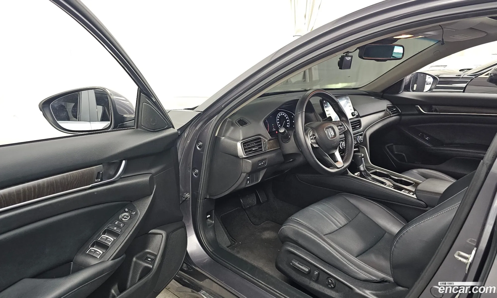 Honda Accord 10th Gen 2018 — 12