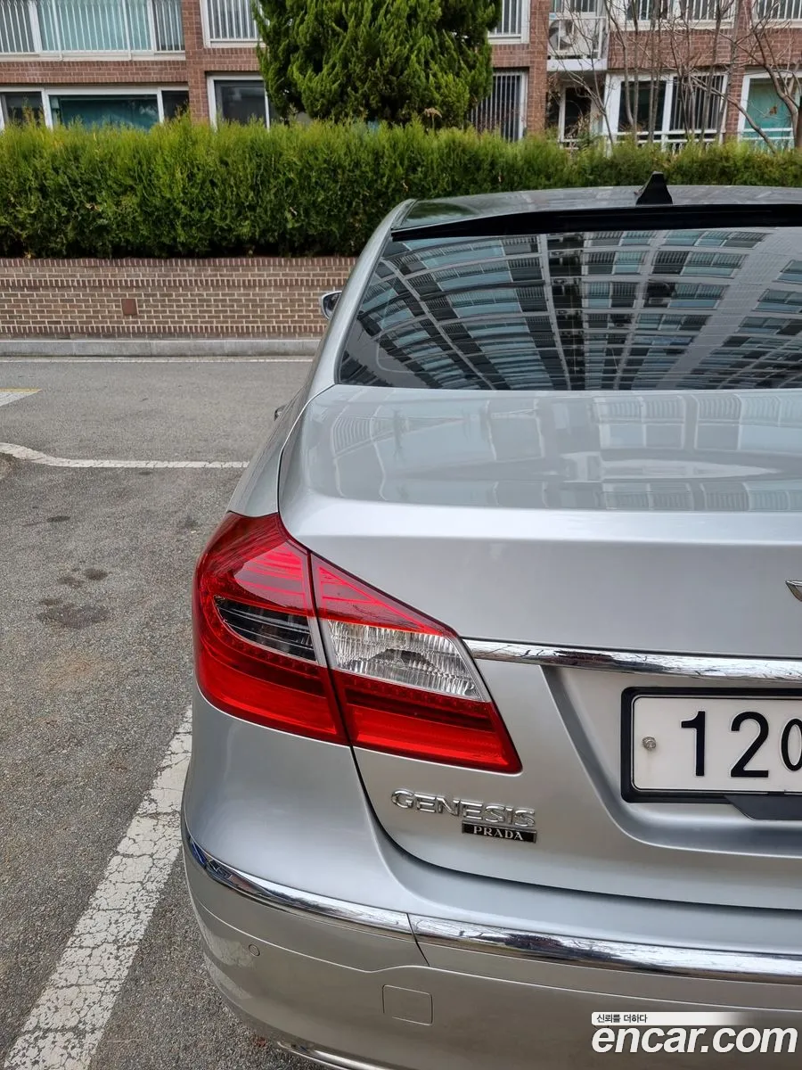 Hyundai Genesis 2008 — 4