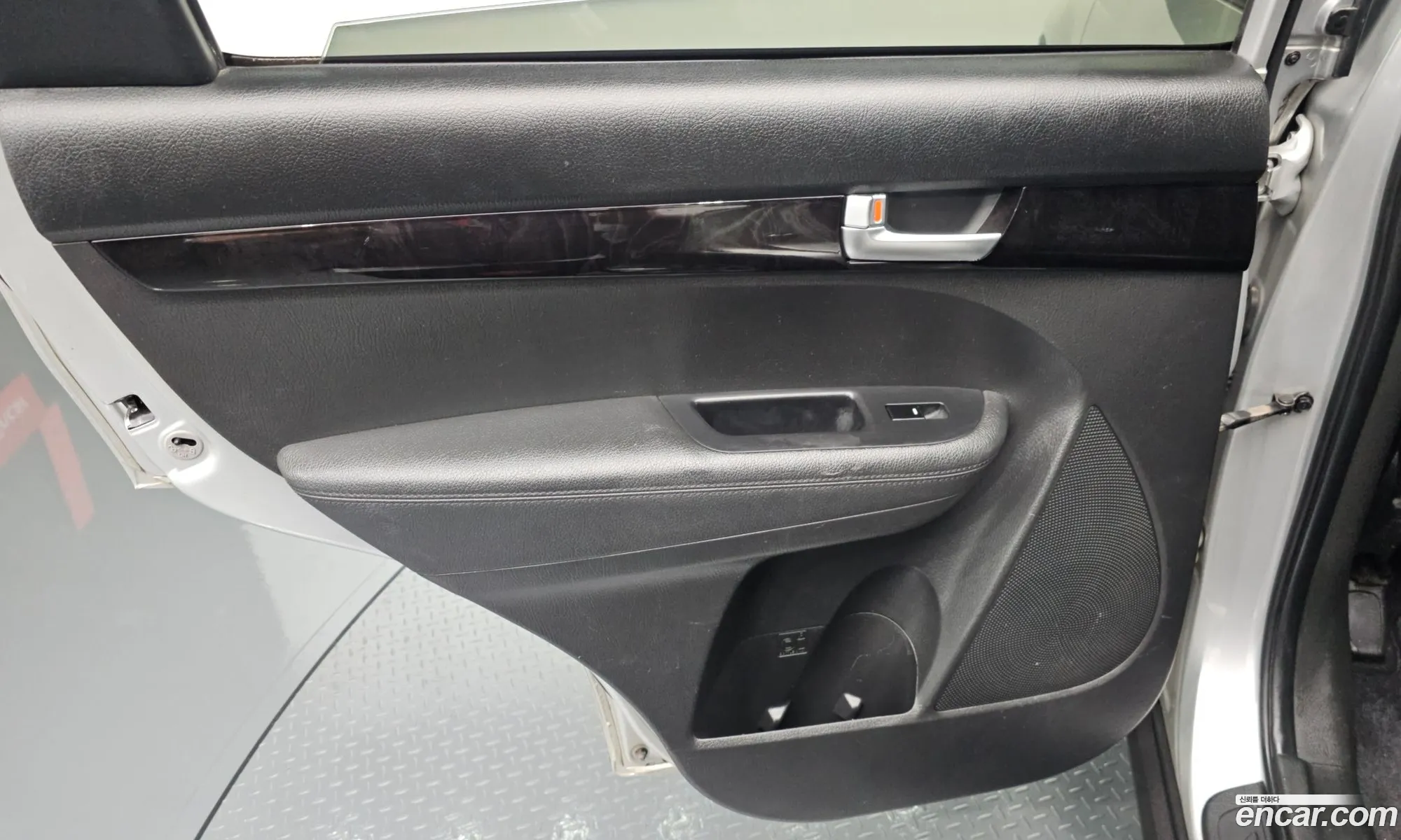 Kia Sorento R 2013 — 6
