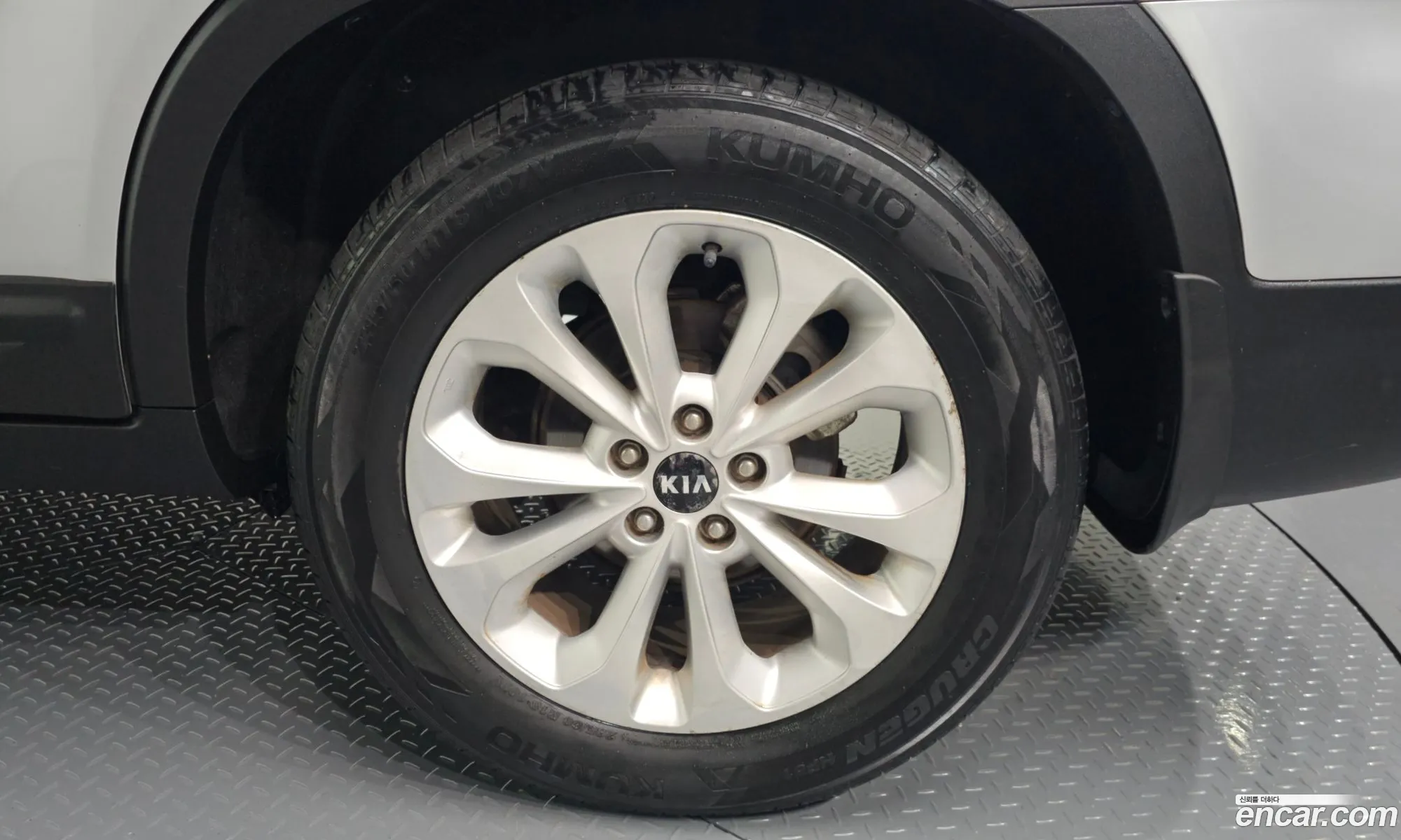 Kia Sorento R 2013 — 25
