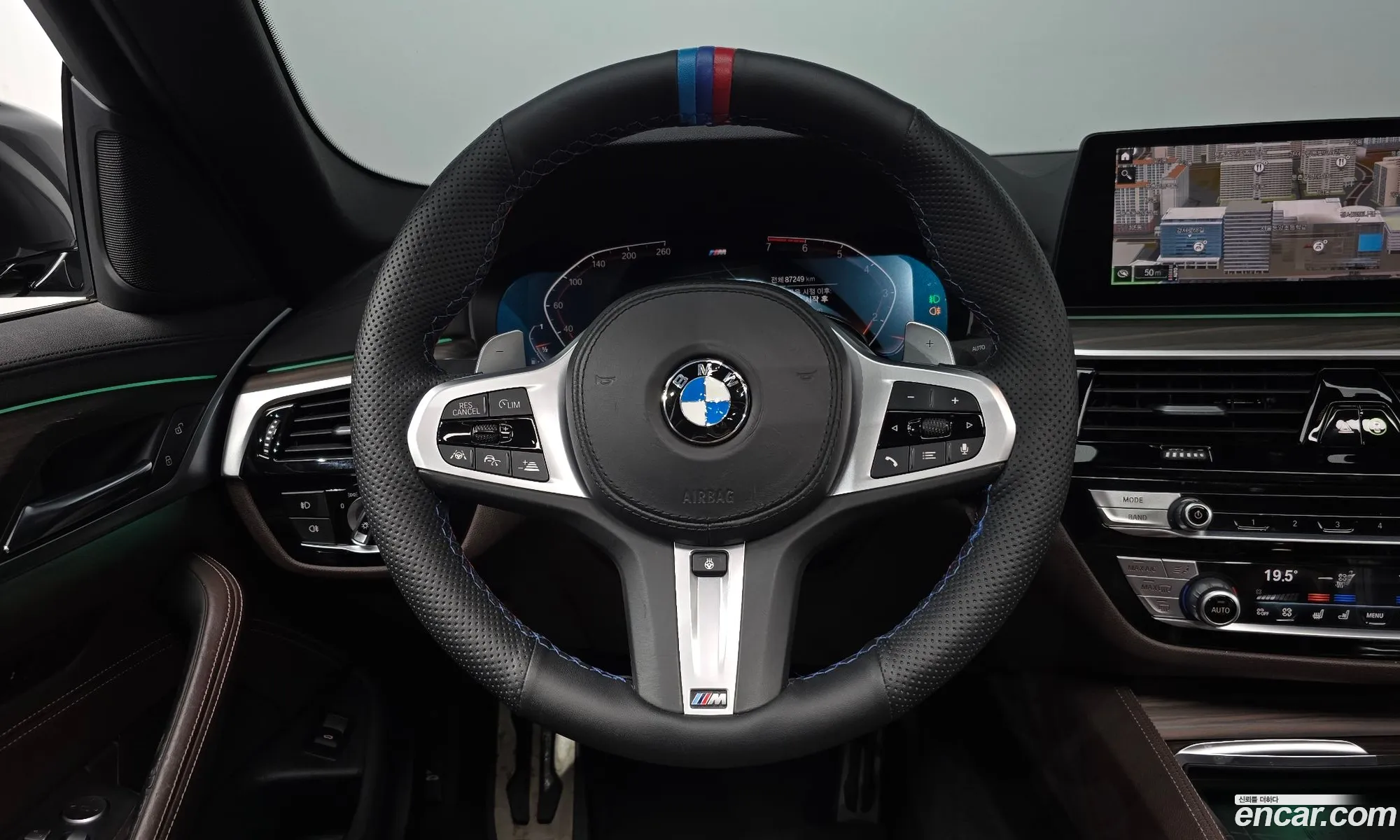 BMW 5 Series 2019 — 29