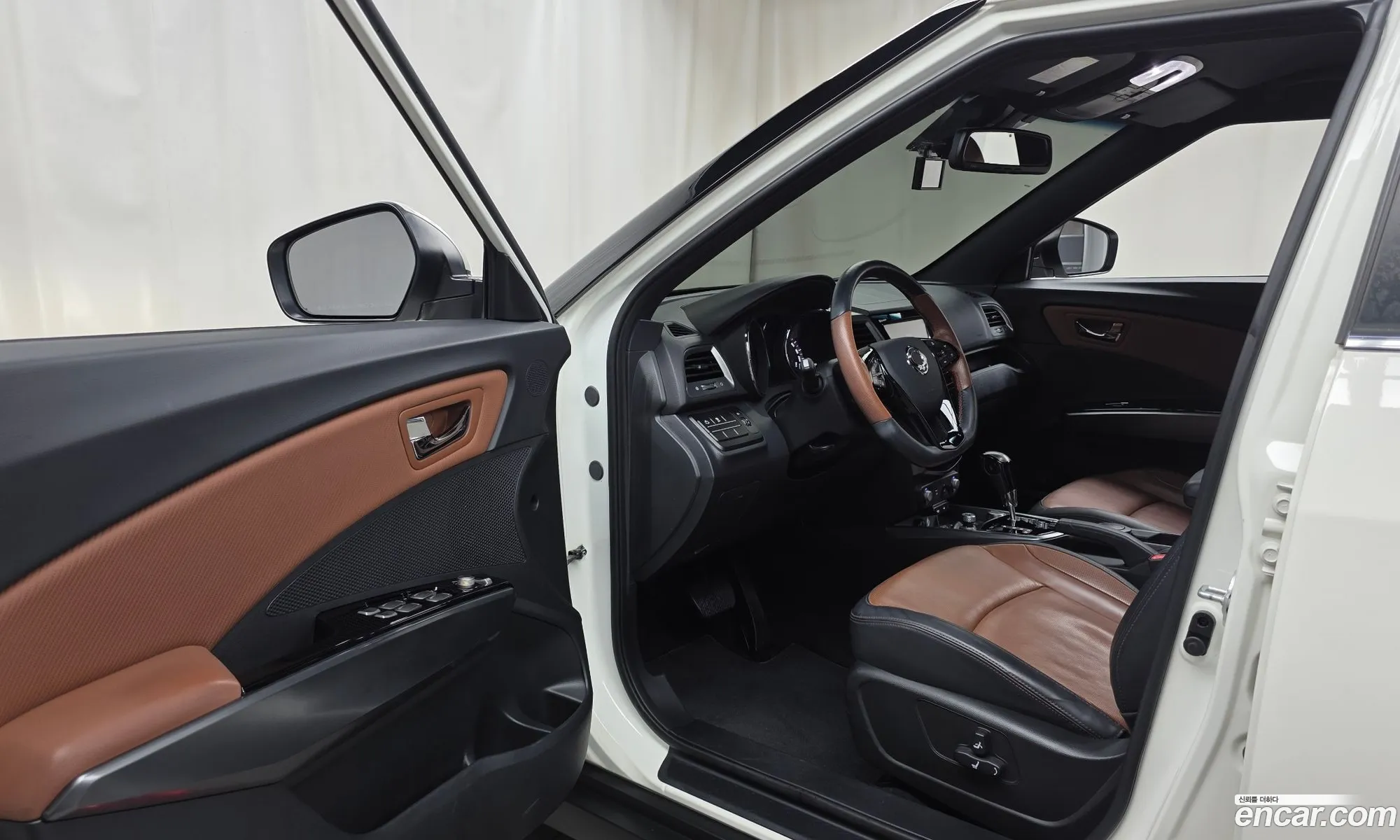 KG Mobility (SsangYong) Tivoli Armour 2018 — 24