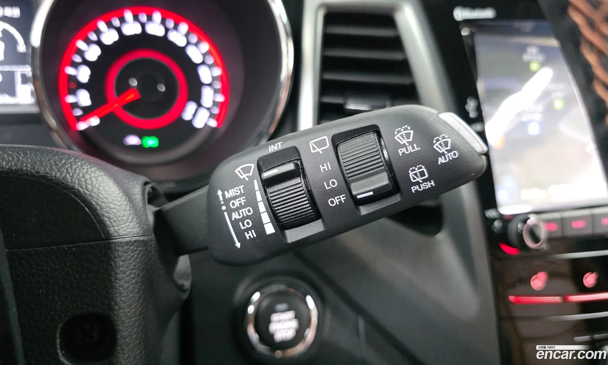 KG Mobility (SsangYong) Tivoli Armour 2018 — 14