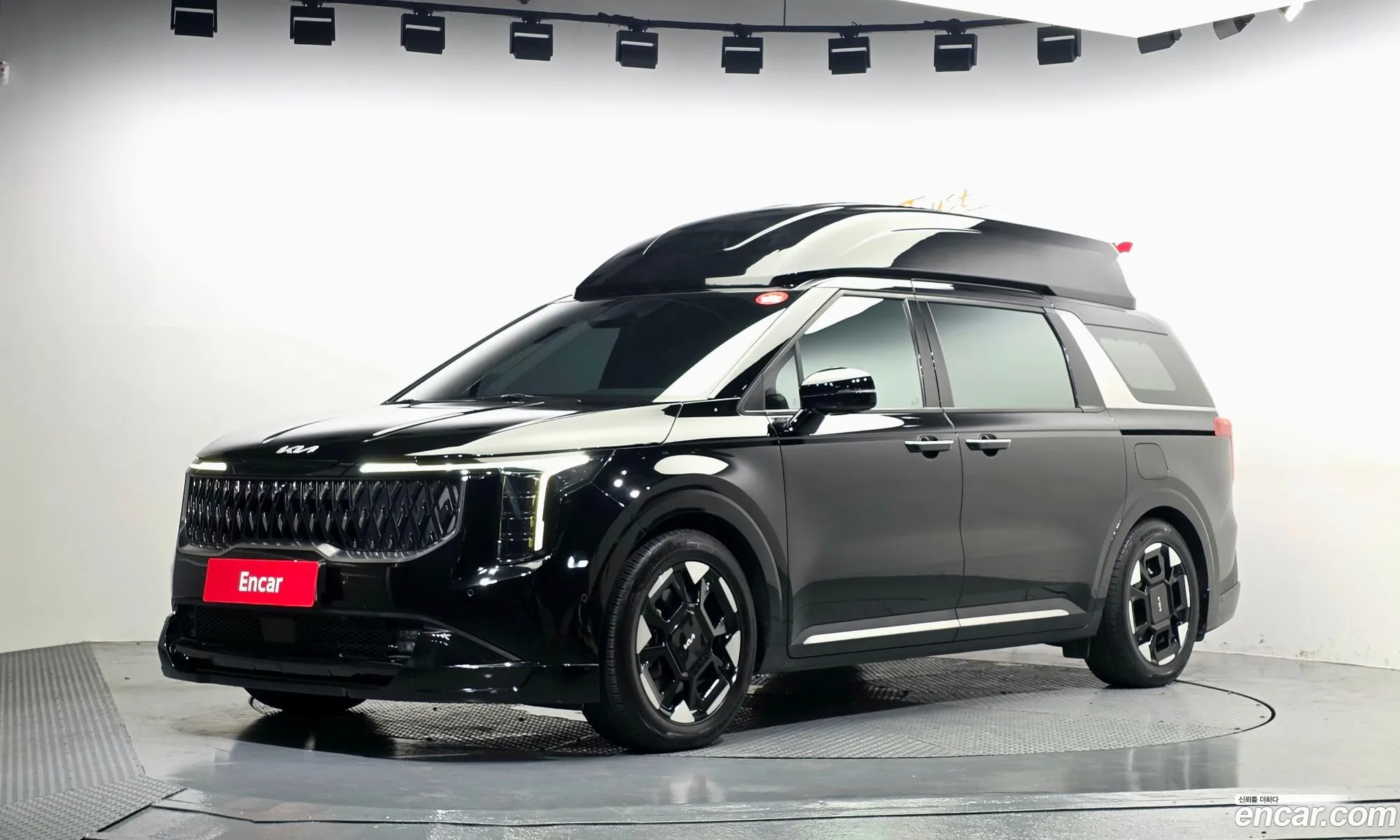 Kia Carnival 2024 — 12