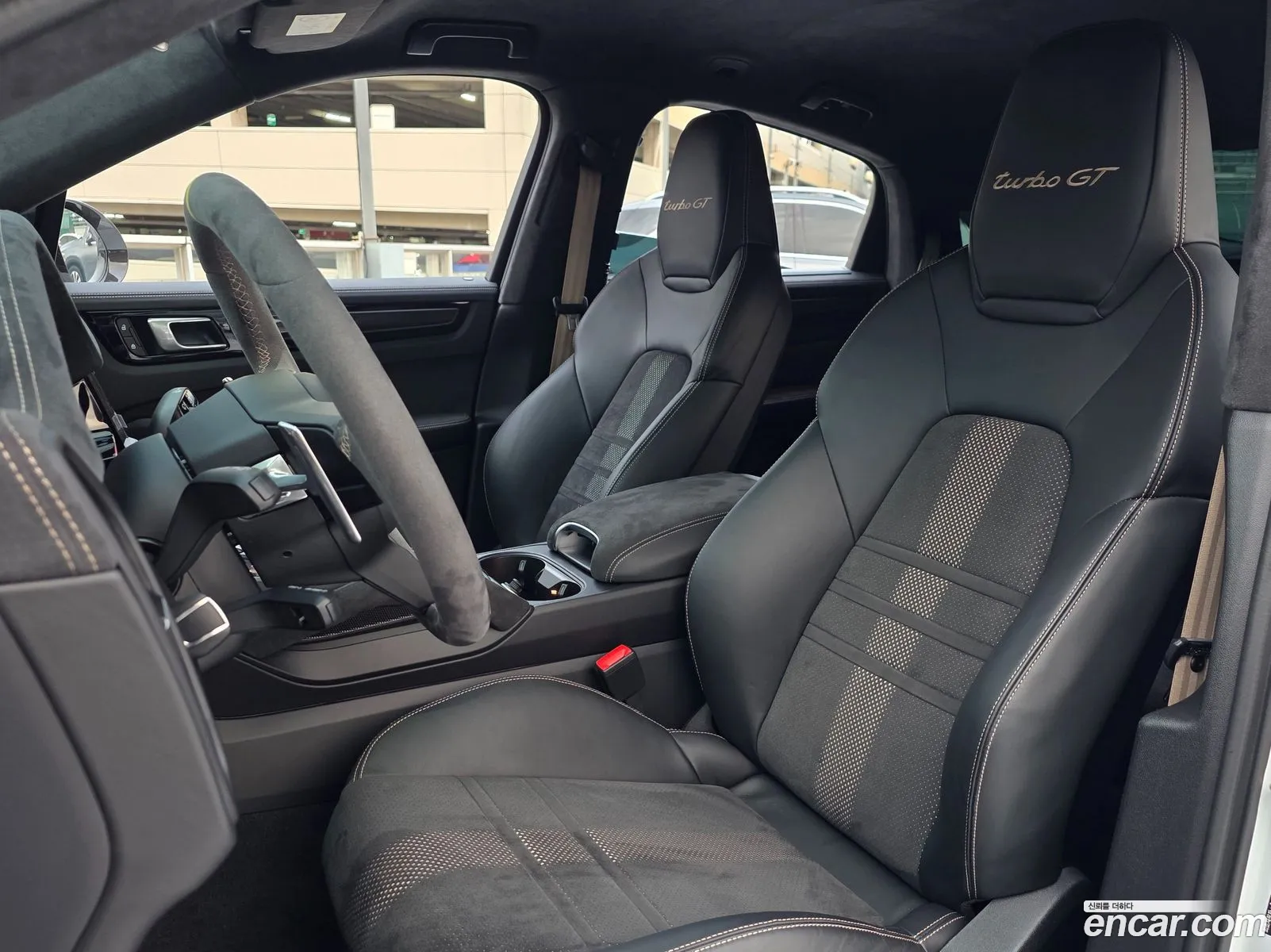 Porsche Cayenne 2022 — 11
