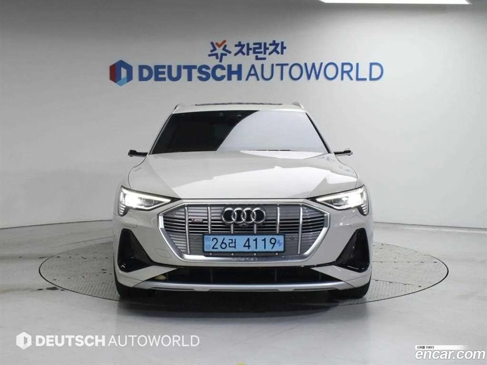 Audi e-tron 2021 — 17