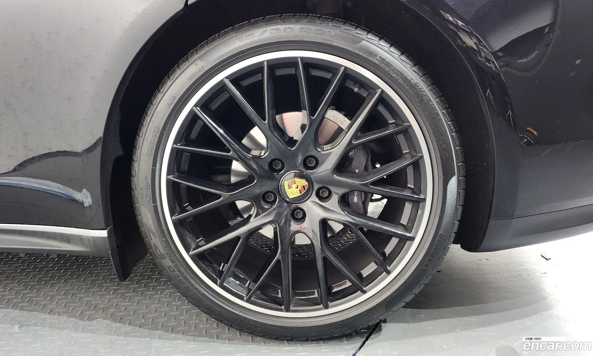 Porsche Panamera 2022 16161616161616161 — 33