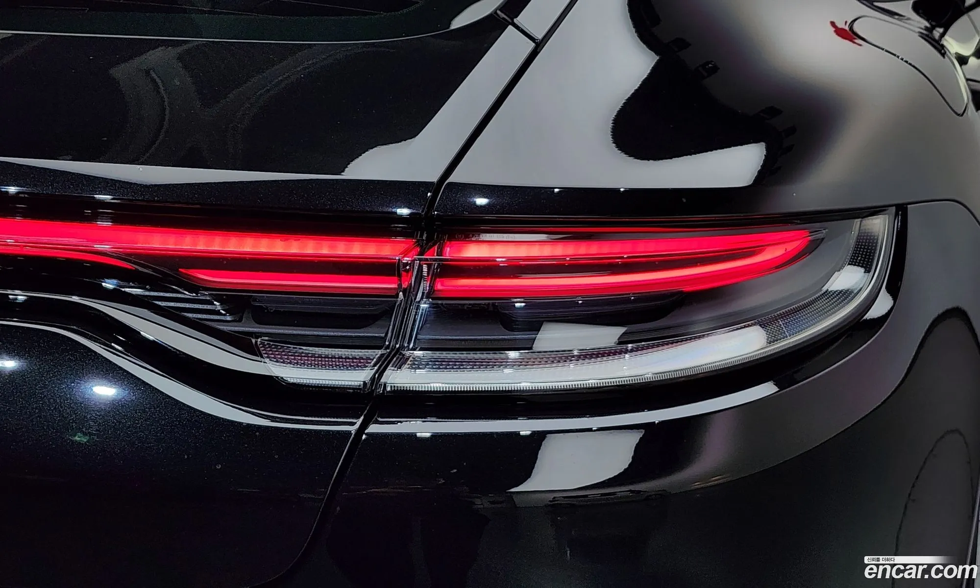 Porsche Panamera 2022 16161616161616161 — 2