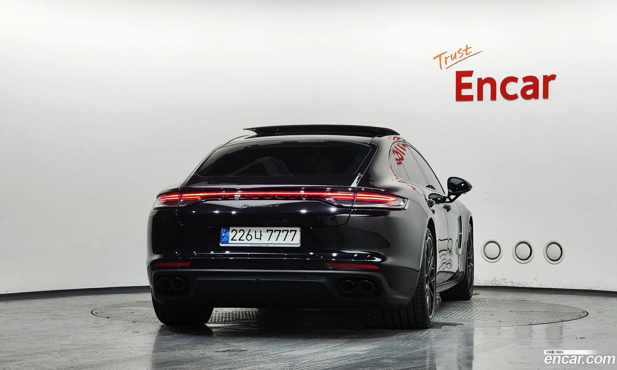 Porsche Panamera 2022 16161616161616161 — 10