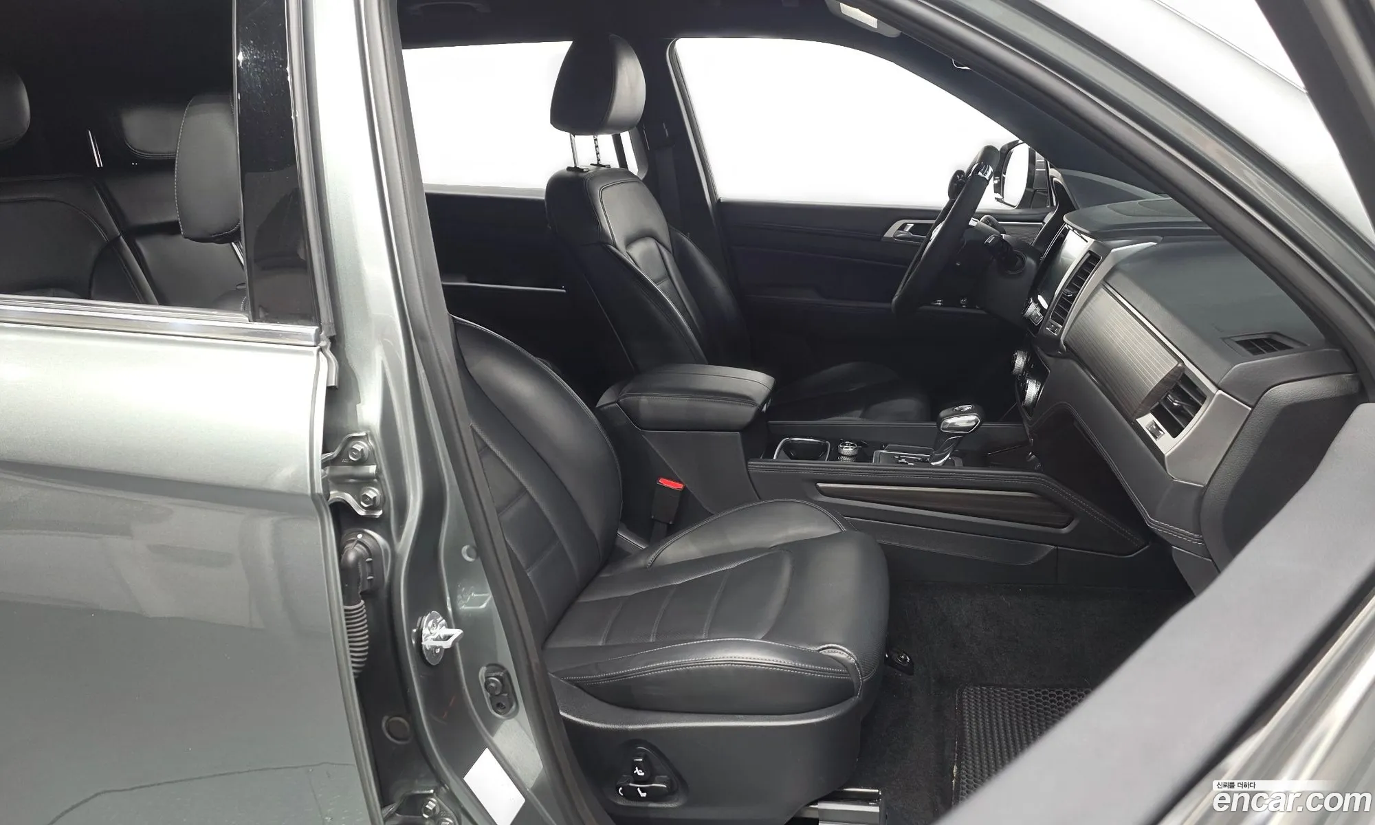 KG Mobility (SsangYong) G4 Rexton 2019 — 8
