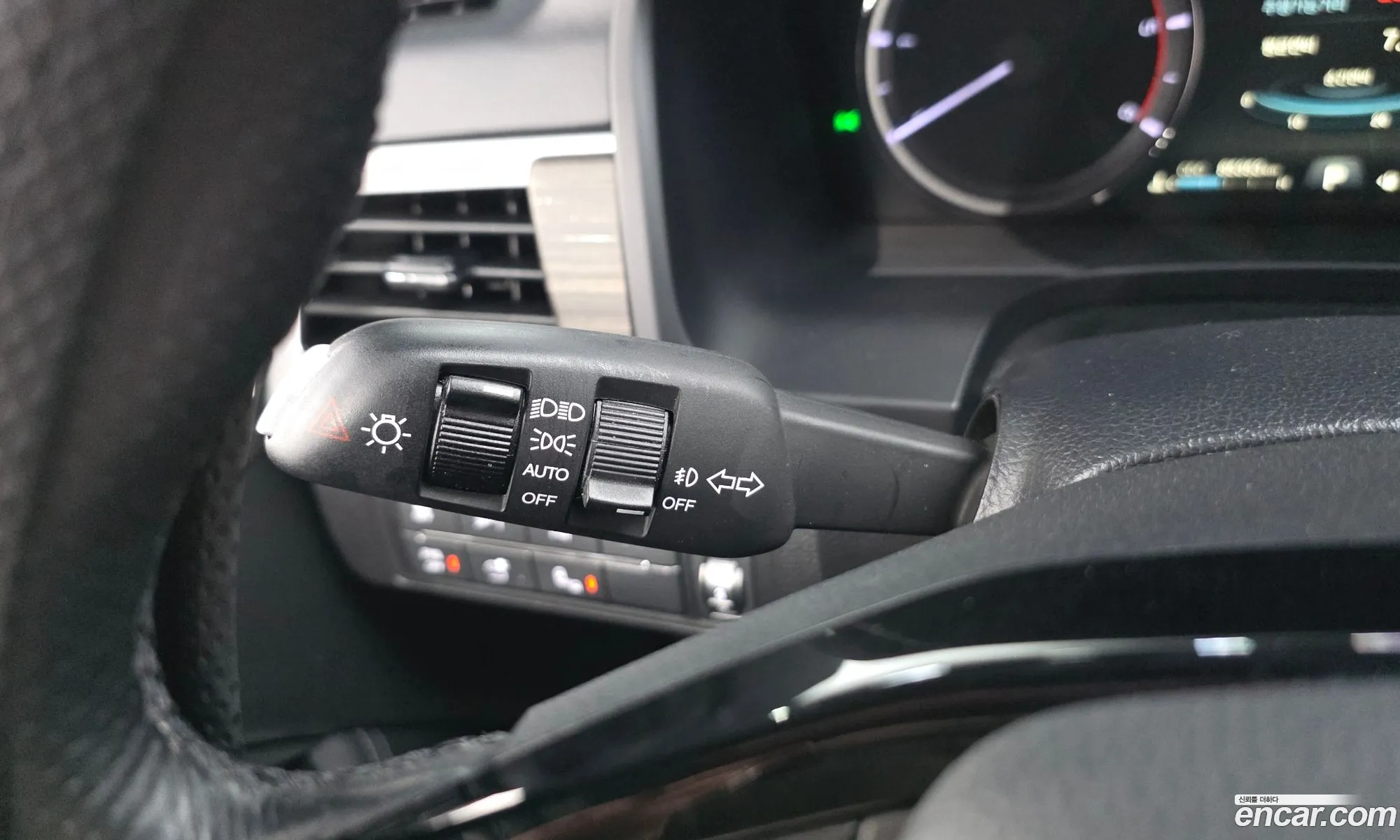 KG Mobility (SsangYong) G4 Rexton 2019 — 12