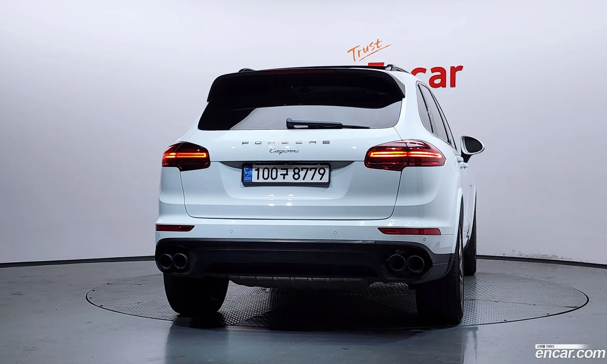 Porsche Cayenne 2017 WP1AF2929HKA31183 — 16