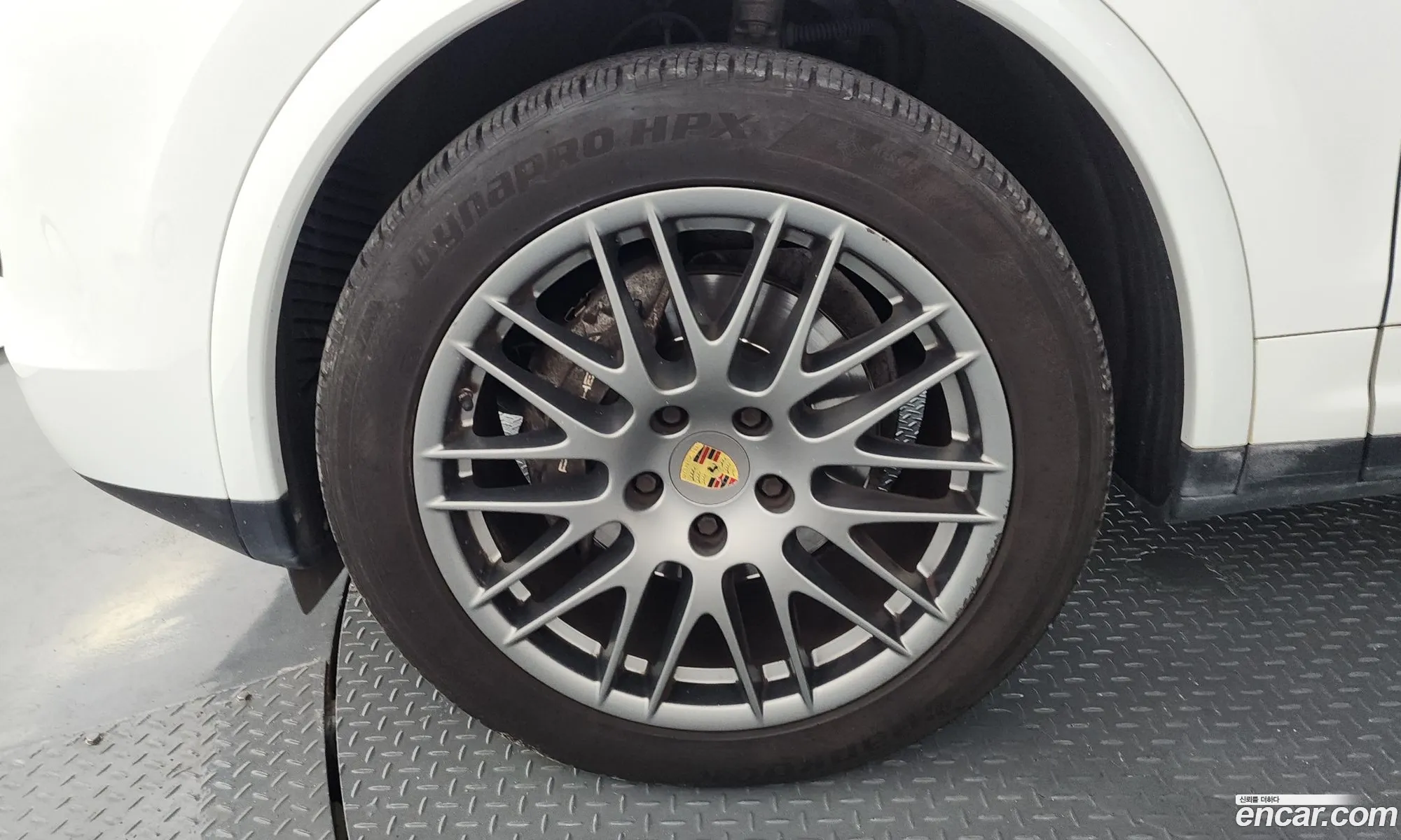 Porsche Cayenne 2017 WP1AF2929HKA31183 — 10