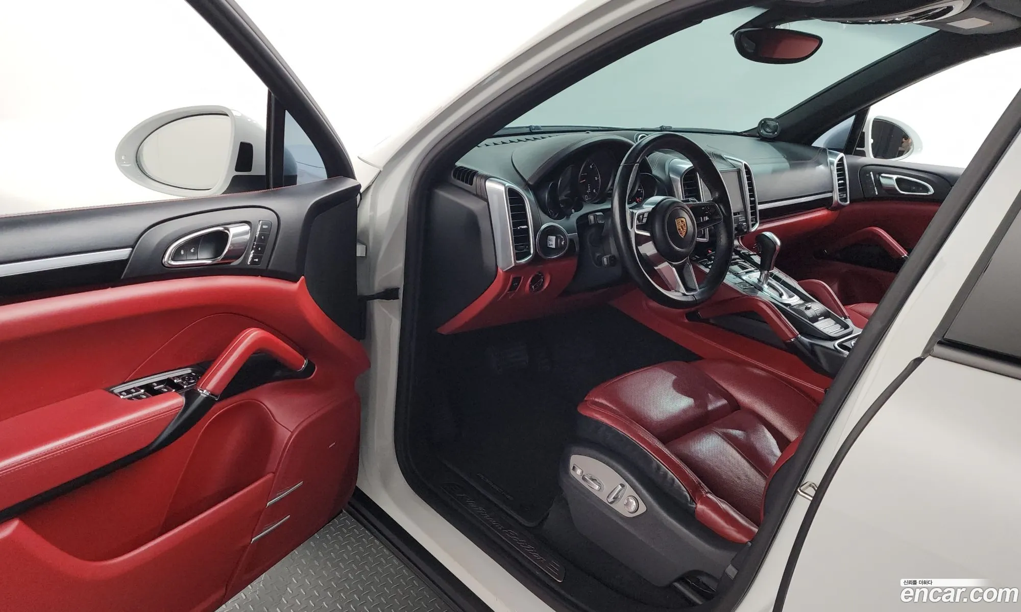 Porsche Cayenne 2017 WP1AF2929HKA31183 — 19