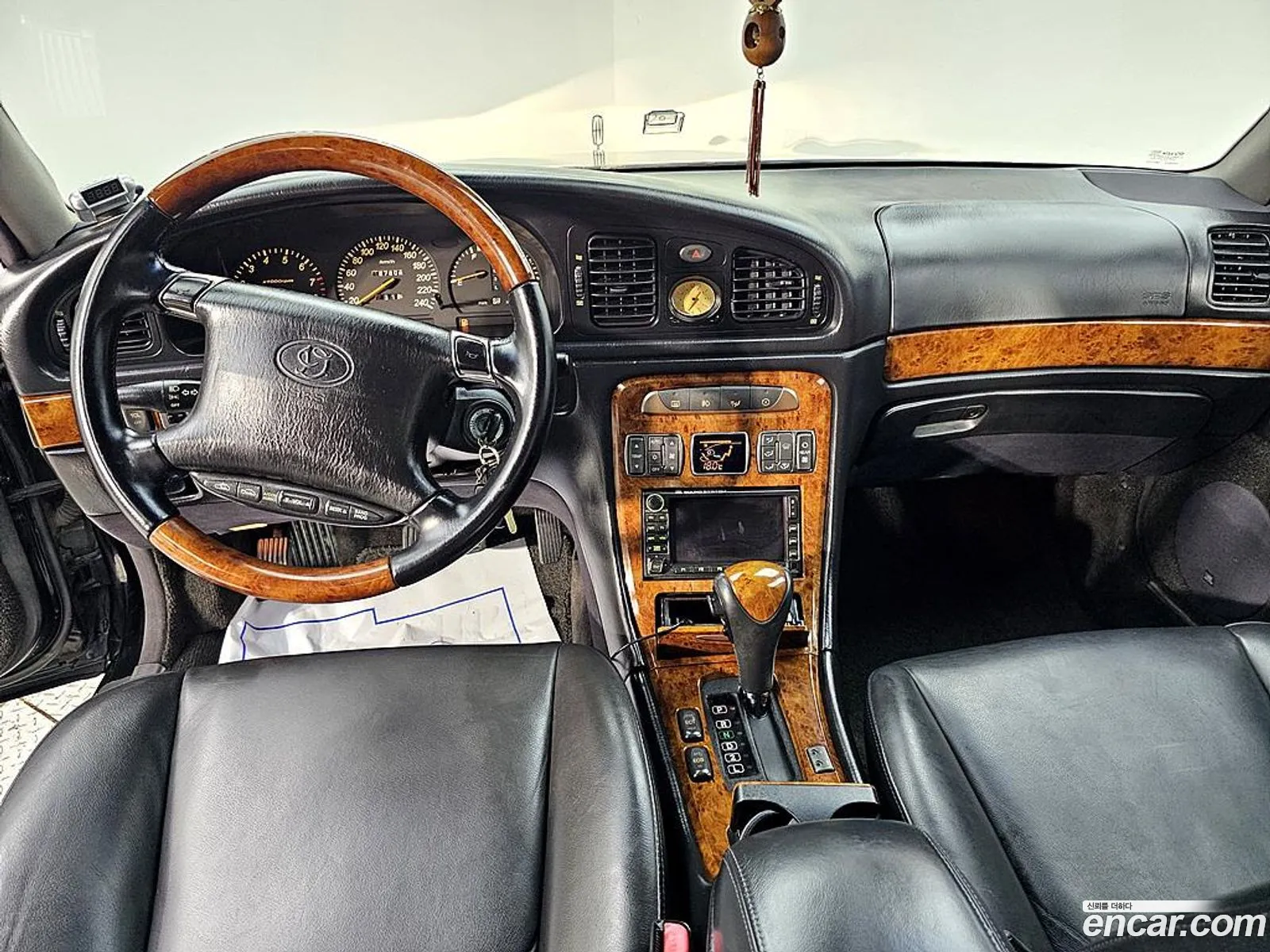 Hyundai Dynasty 2004 — 11