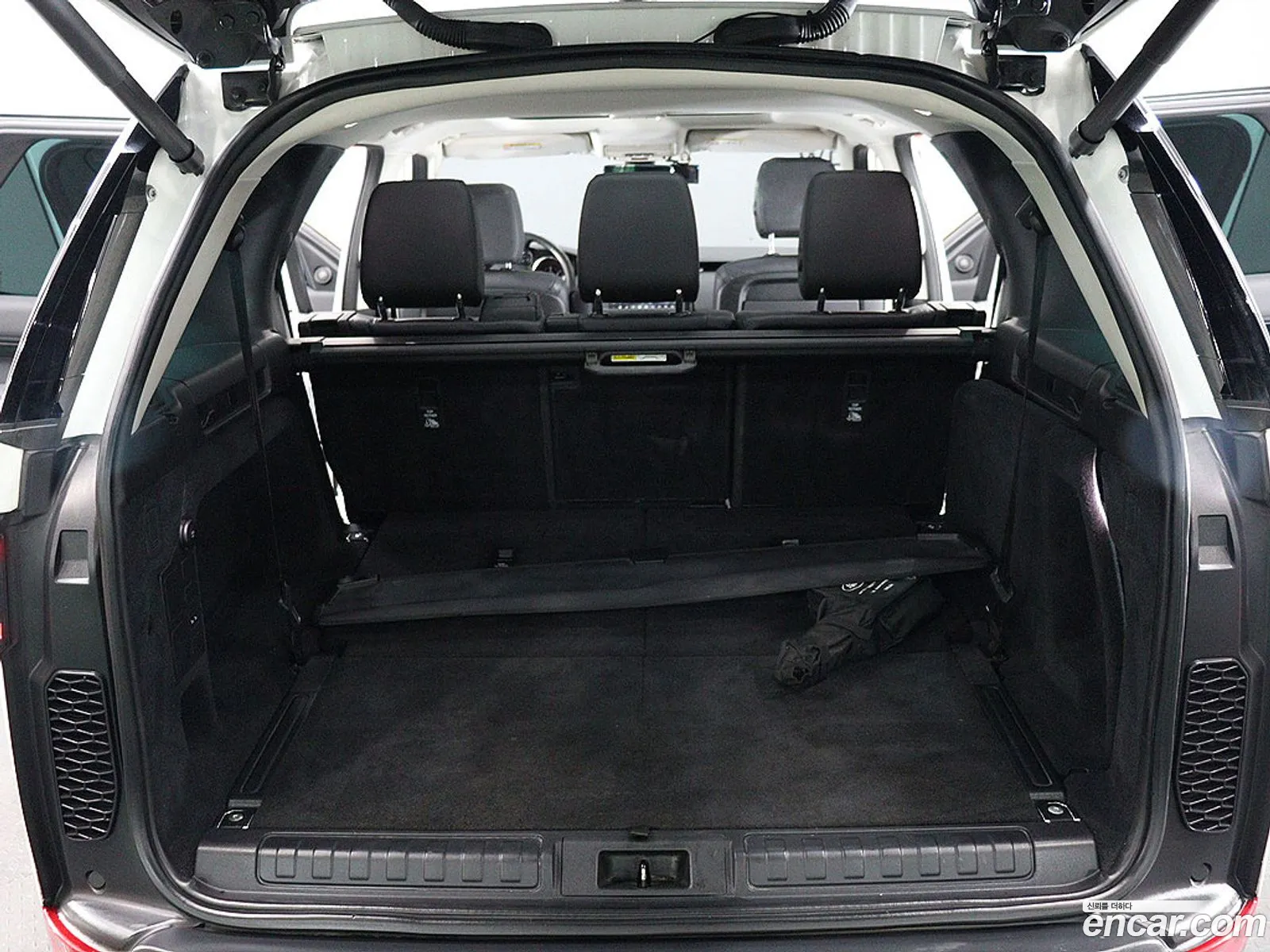 Land Rover Discovery 5 2019 — 10