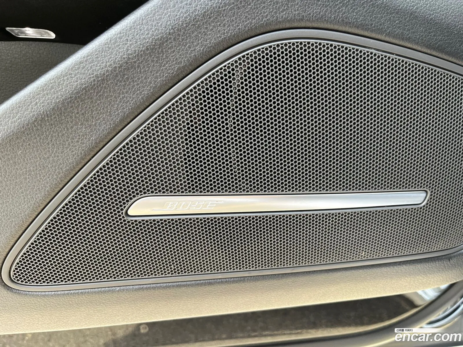 Audi A8 2011 — 10