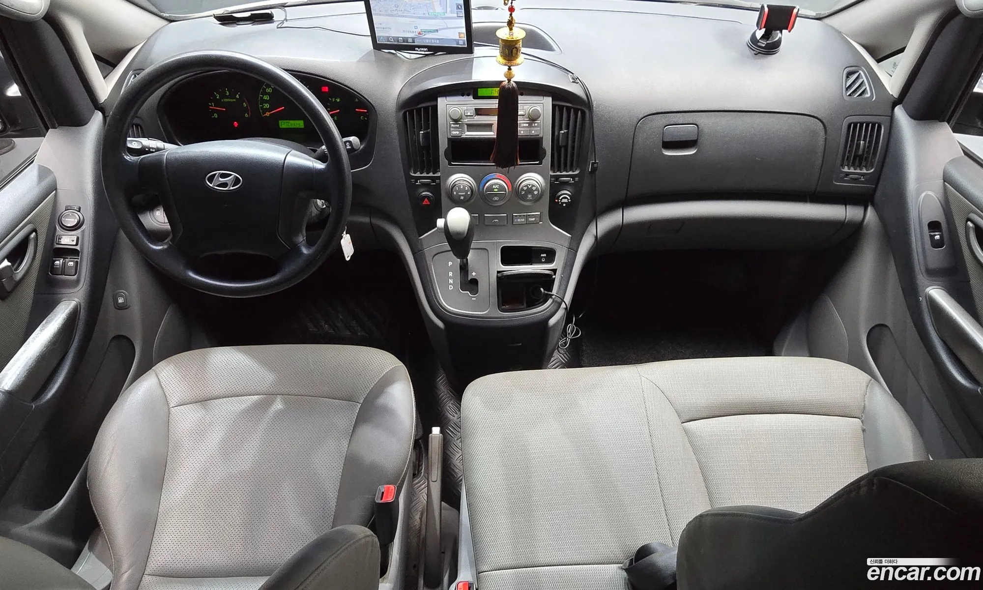 Hyundai Grand Starex 2008 — 12