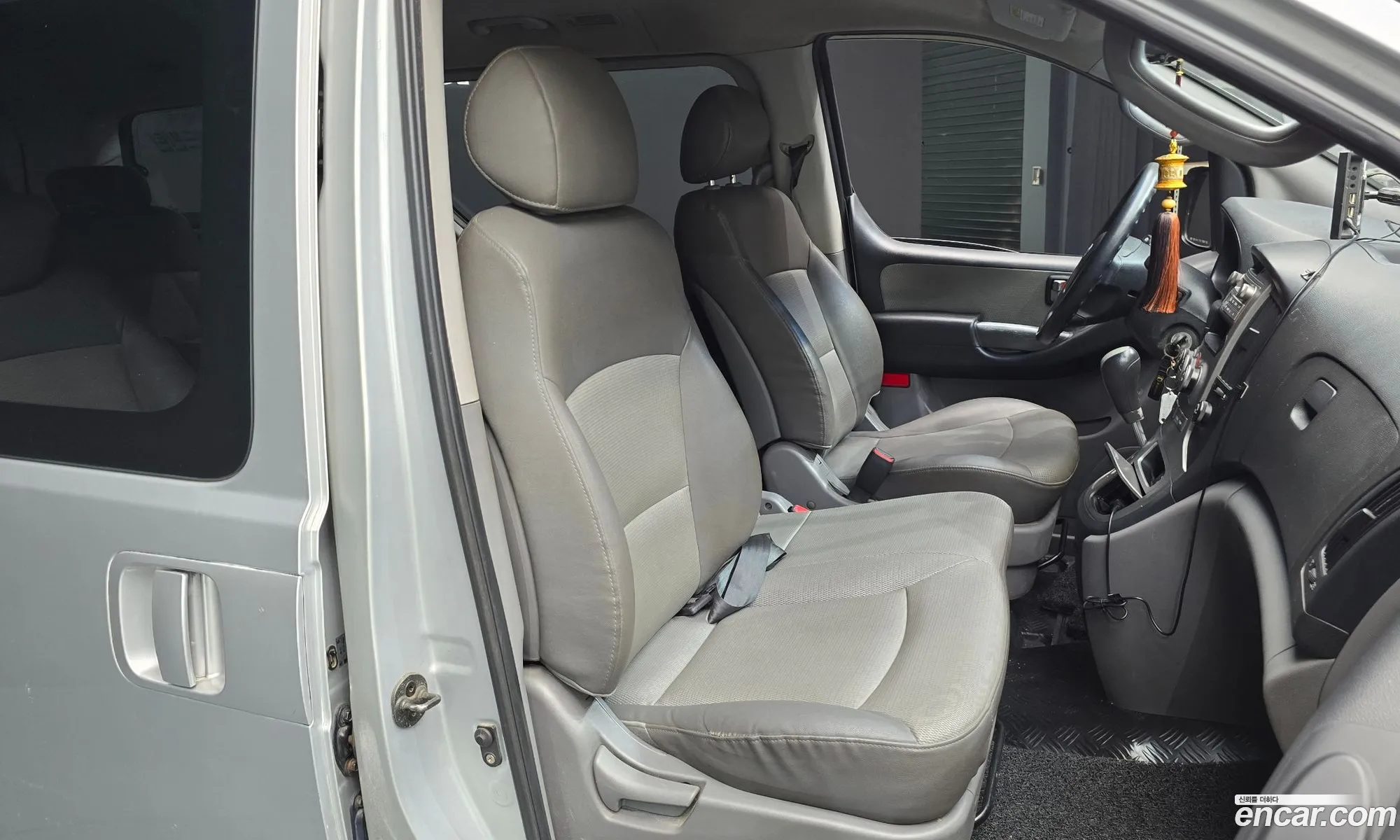 Hyundai Grand Starex 2008 — 15