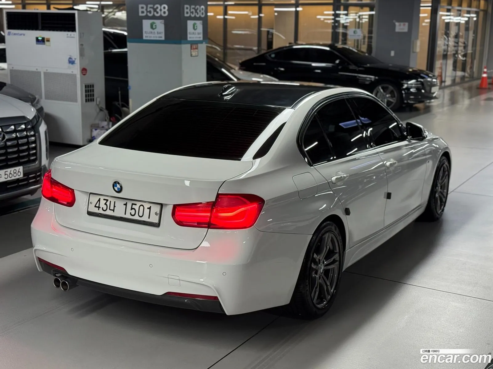BMW 3 Series 2017 — 18