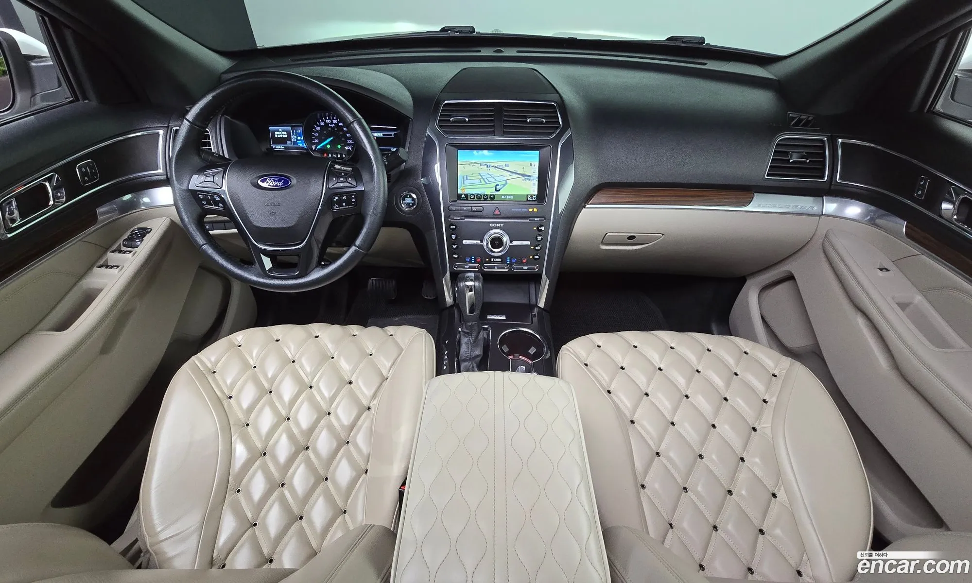 Ford Explorer 2019 1FM5K8FH6KGA74668 — 14