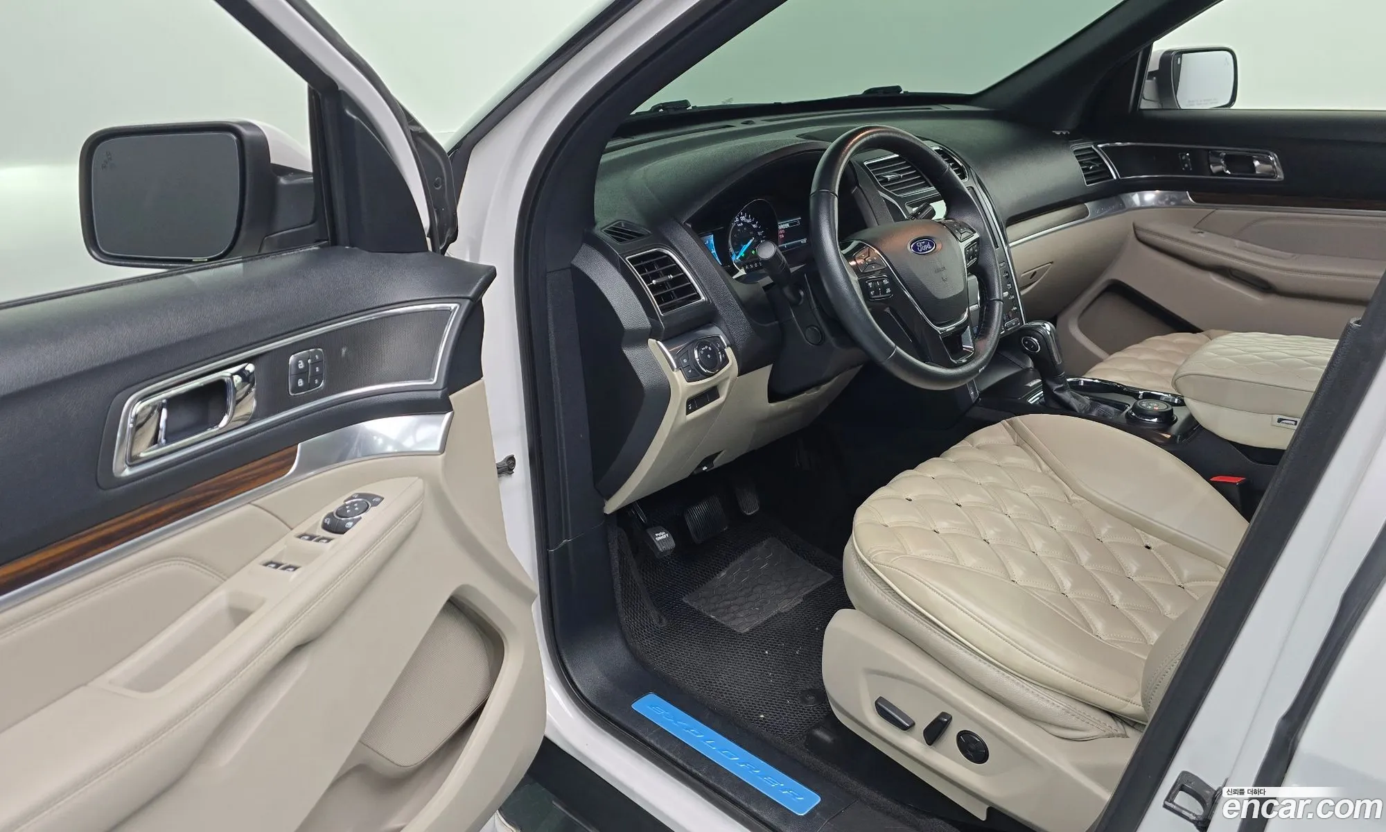 Ford Explorer 2019 1FM5K8FH6KGA74668 — 21